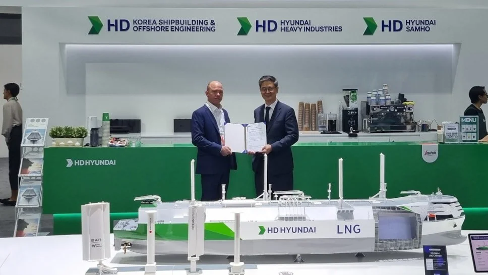 ABS approves HD HHI and HD KSOE design for bunker vessel capable of supplying ammonia fuel