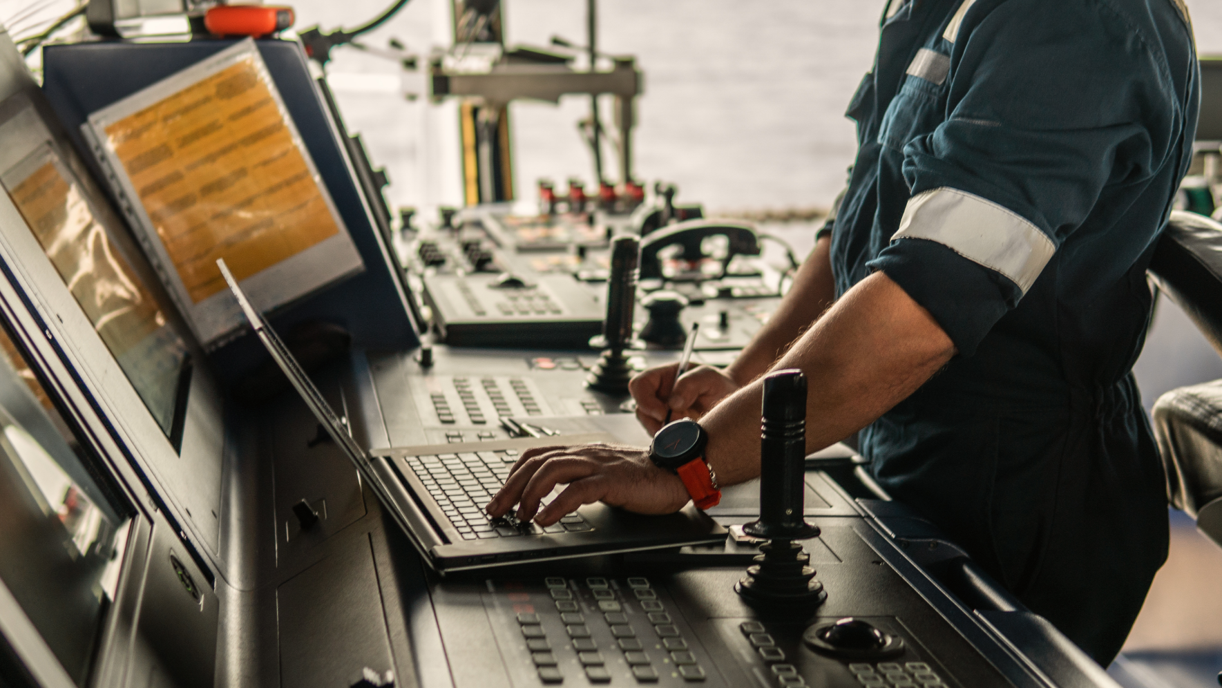 Helm Operations receives US Coast Guard recognition for digital Logbook solution