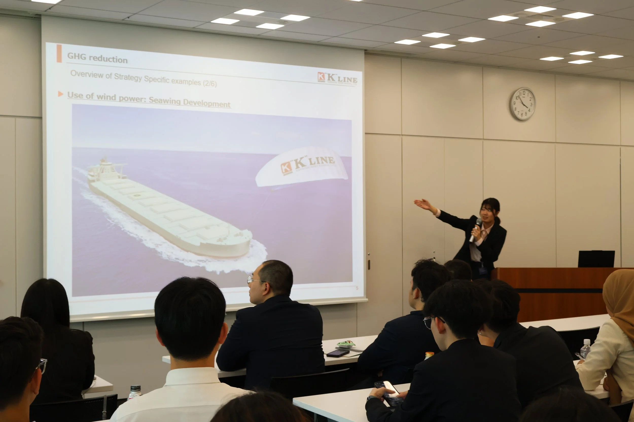 K Line Examples “K” LINE receives visit from Singapore Management University — SMI DIGITAL