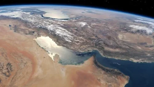 New hostilities in Strait of Hormuz bring transits to a halt