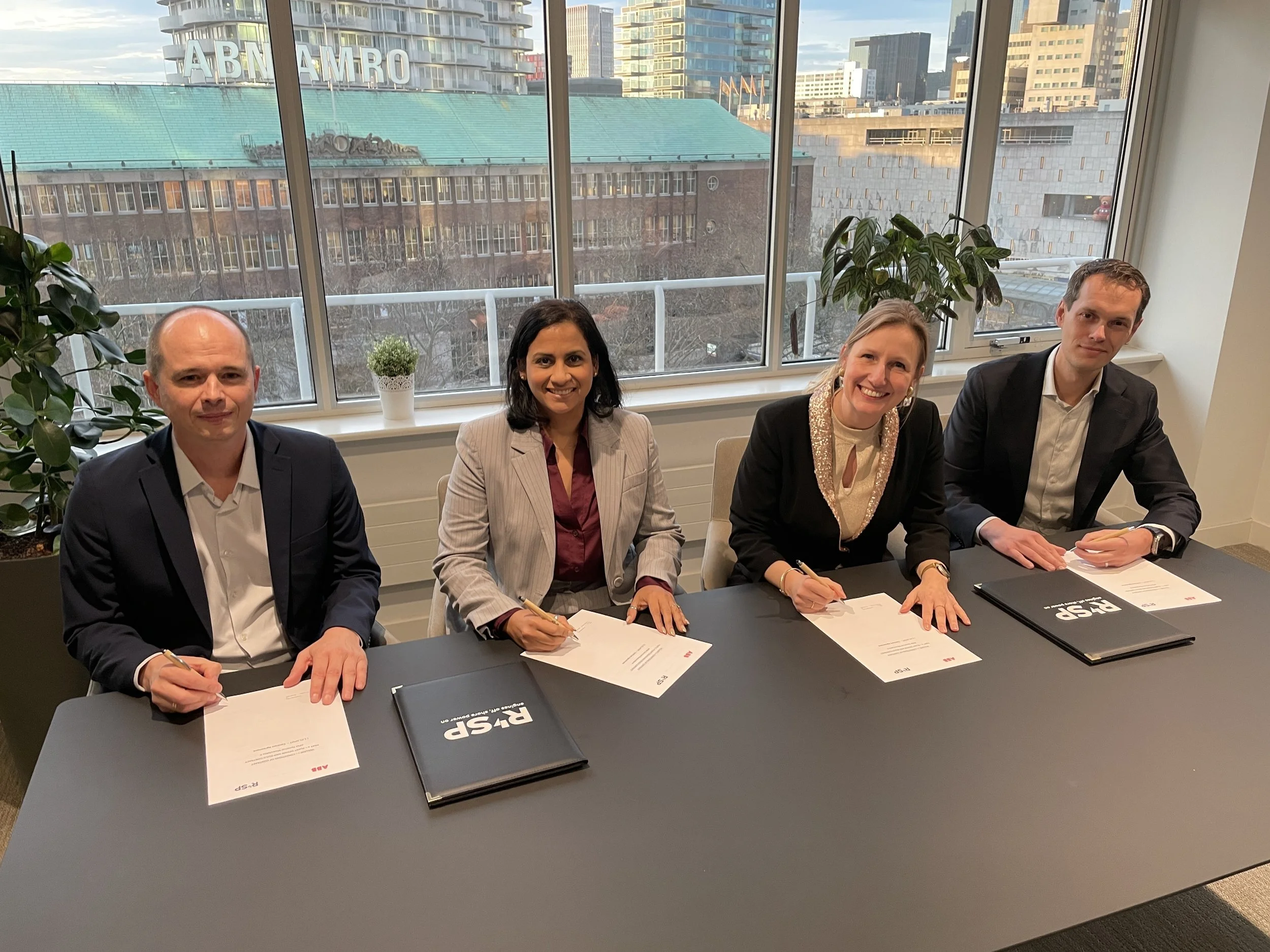 Rotterdam Shore Power selects ABB for world’s largest shore power project