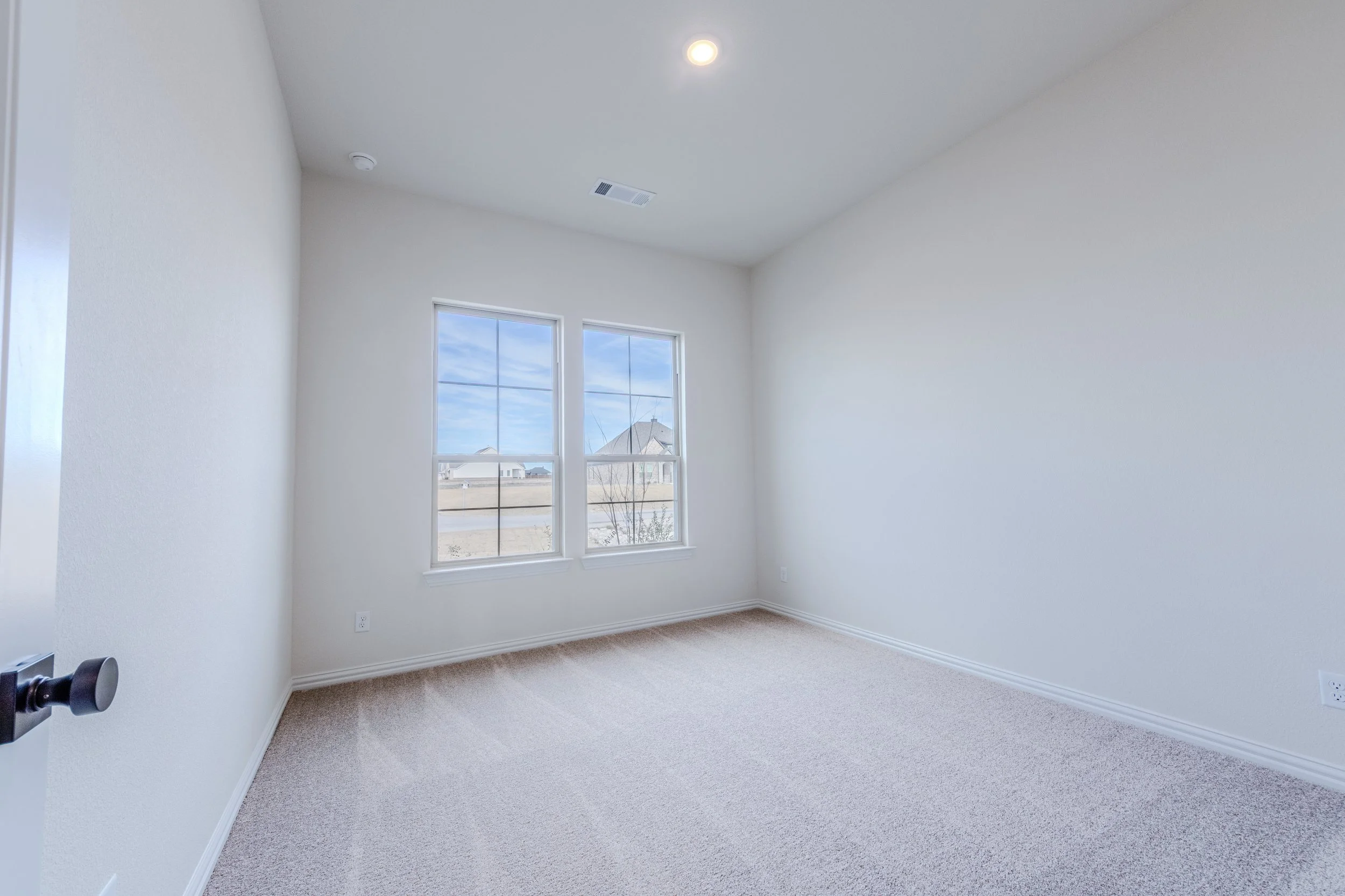 “Professional HDR real estate interior and exterior photography and video tours in the DFW area, showcasing properties with clarity and impact.”