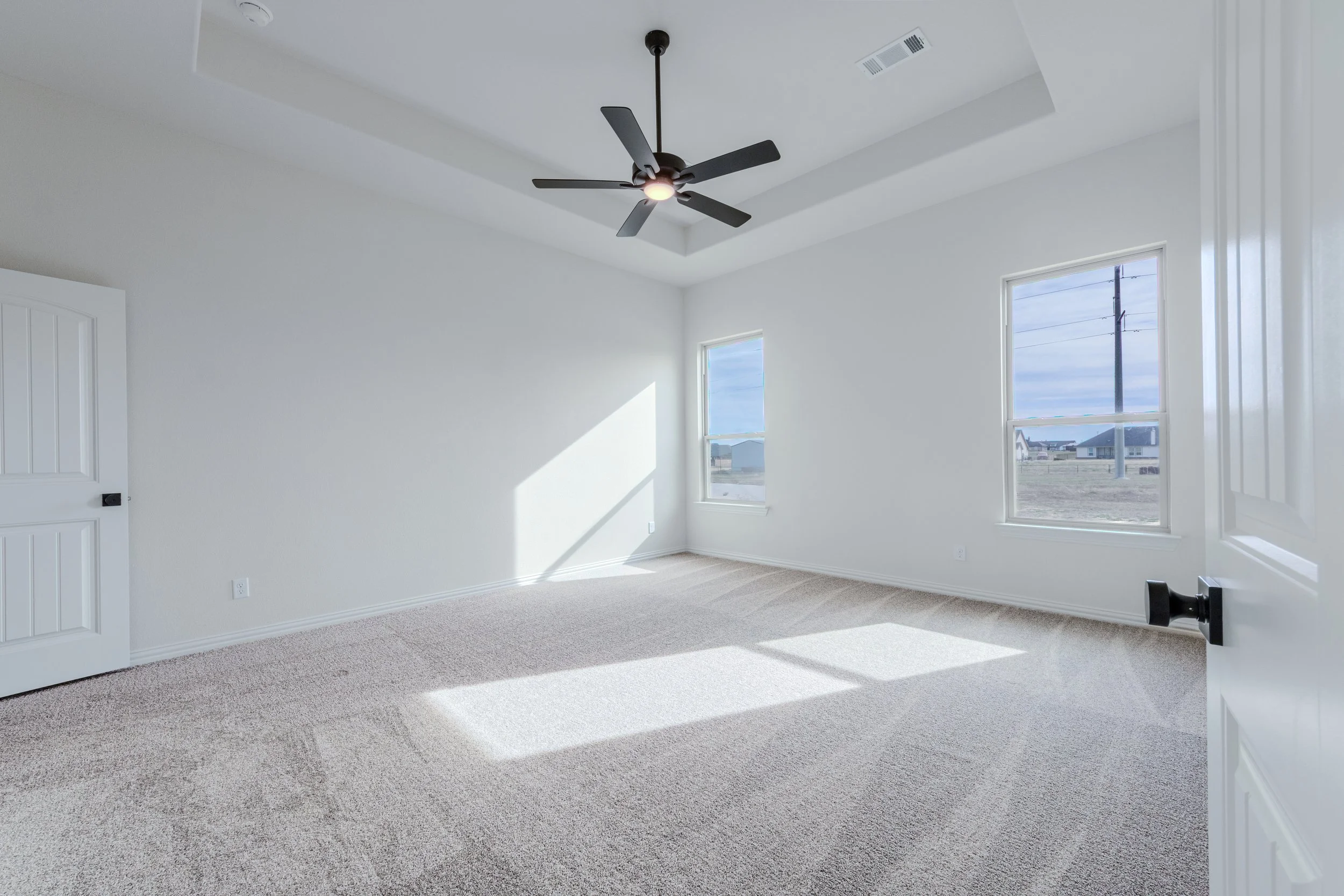 “Professional HDR real estate interior and exterior photography and video tours in the DFW area, showcasing properties with clarity and impact.”