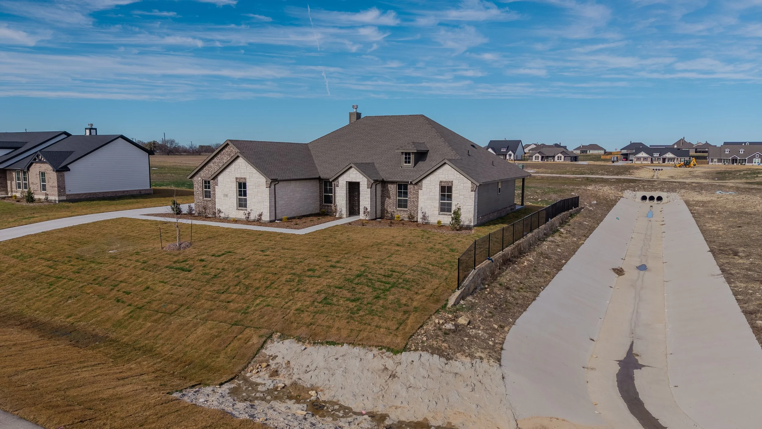 “Professional HDR real estate interior and exterior photography and video tours in the DFW area, showcasing properties with clarity and impact.”