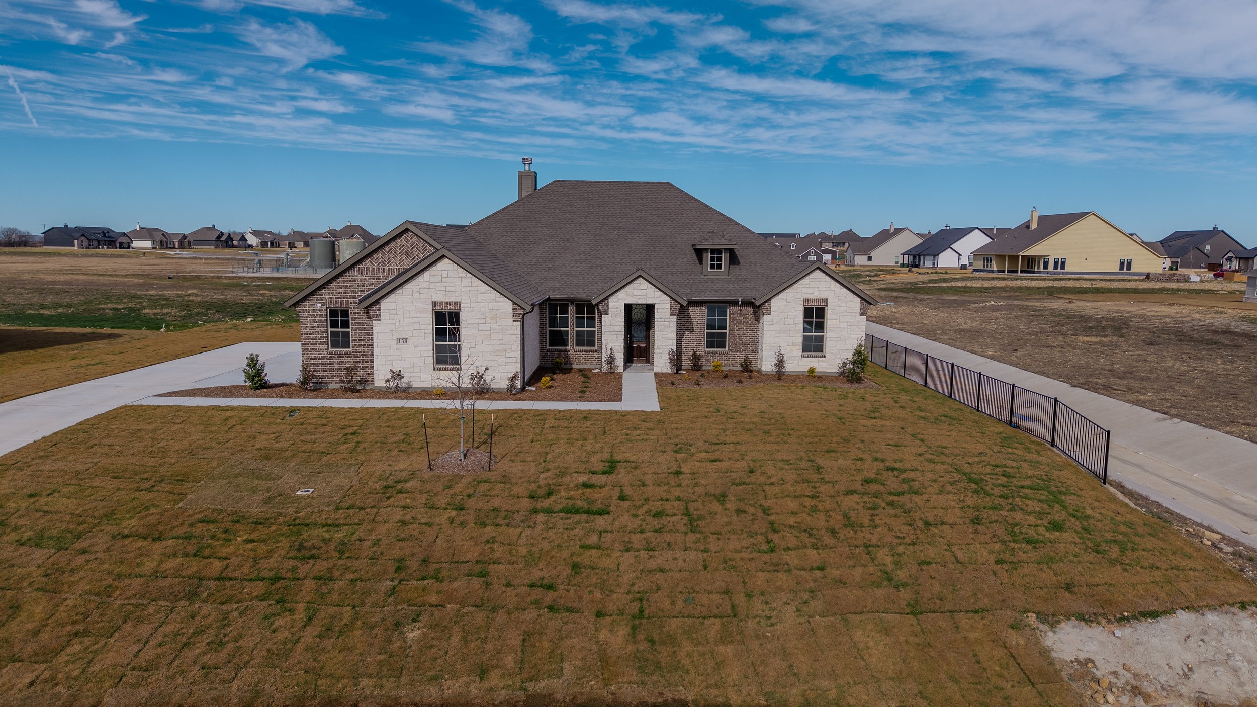 “Professional HDR real estate interior and exterior photography and video tours in the DFW area, showcasing properties with clarity and impact.”