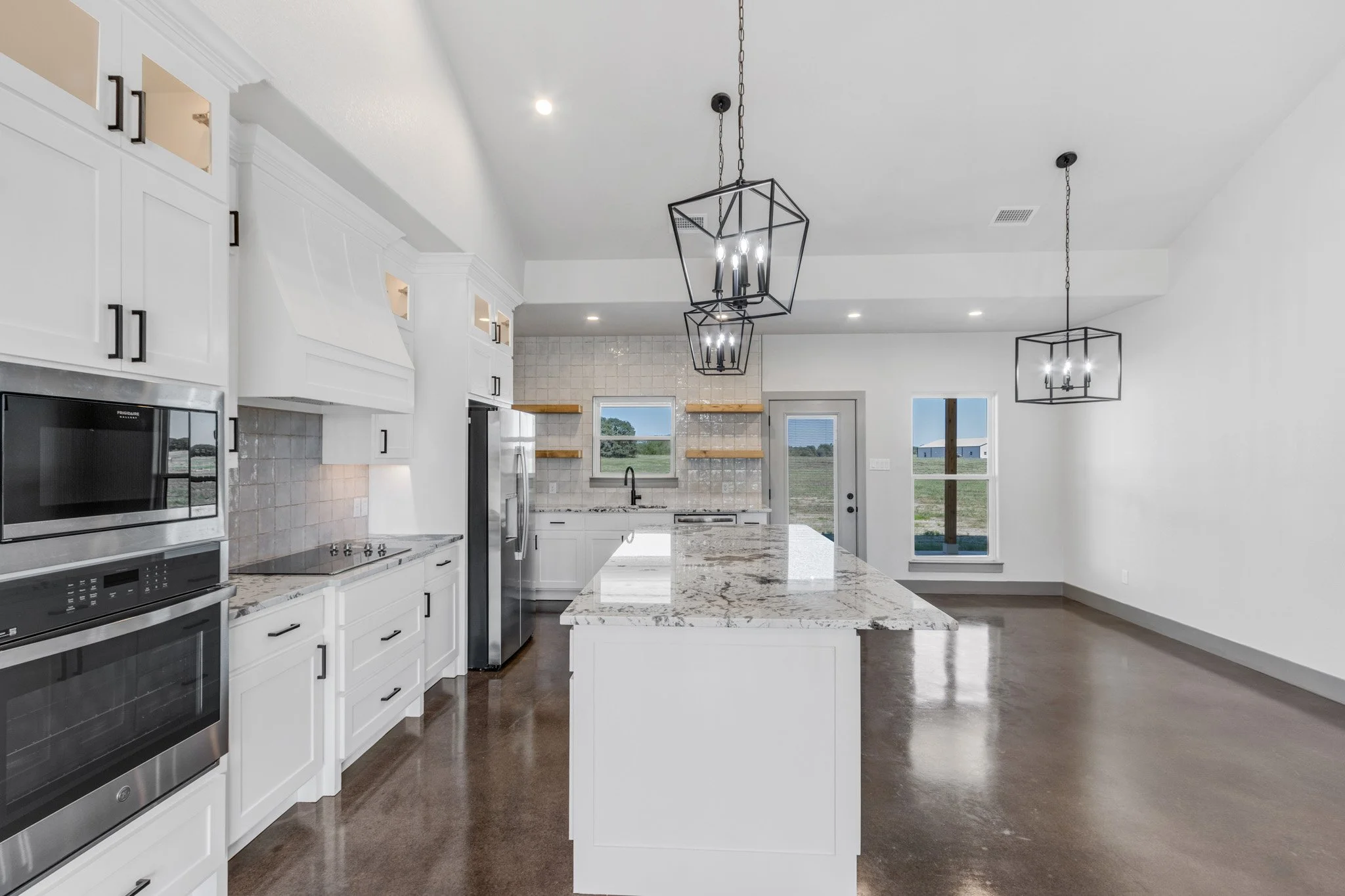 Kitchen 15.jpg