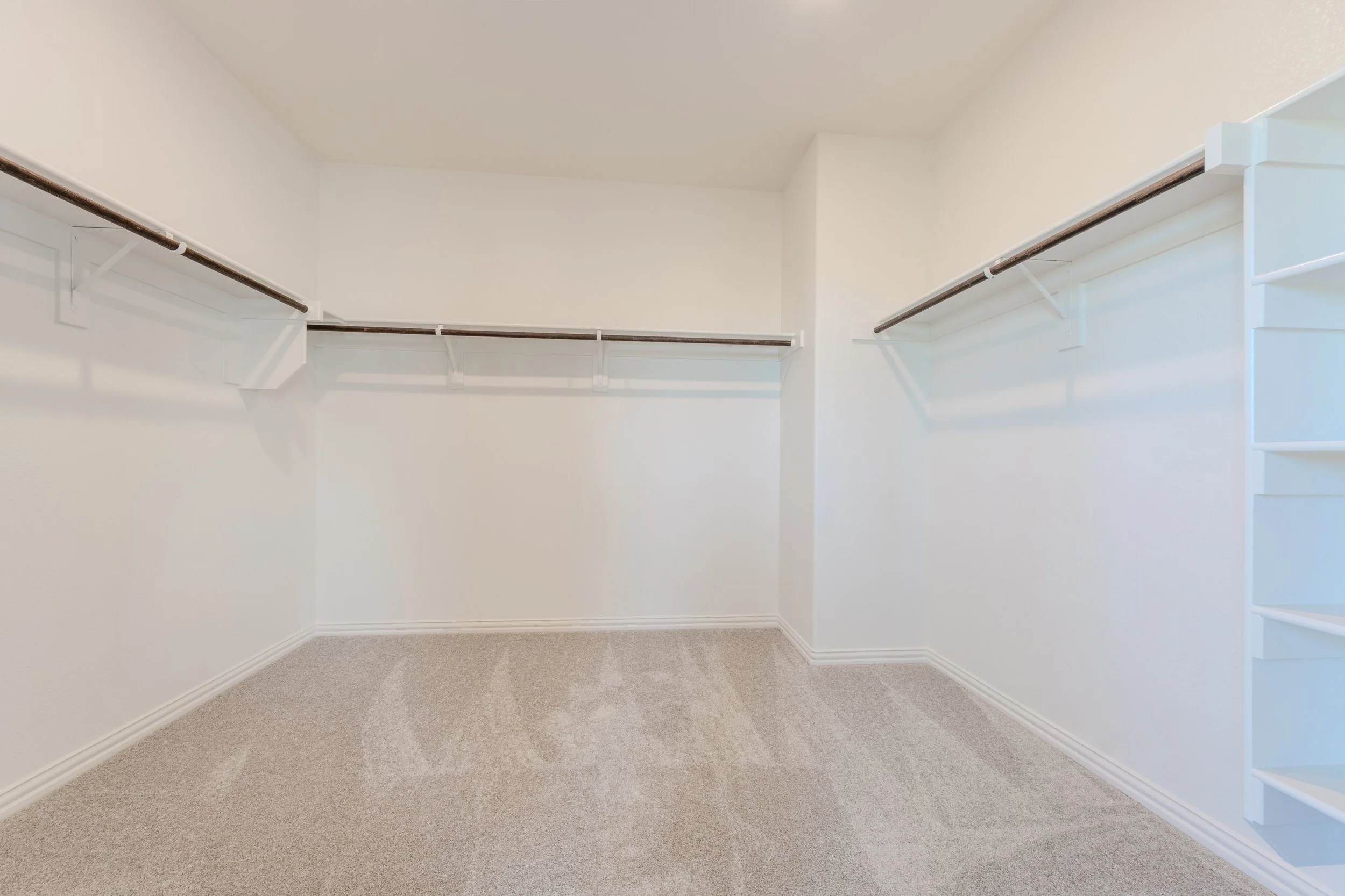 “Professional HDR real estate interior and exterior photography and video tours in the DFW area, showcasing properties with clarity and impact.”