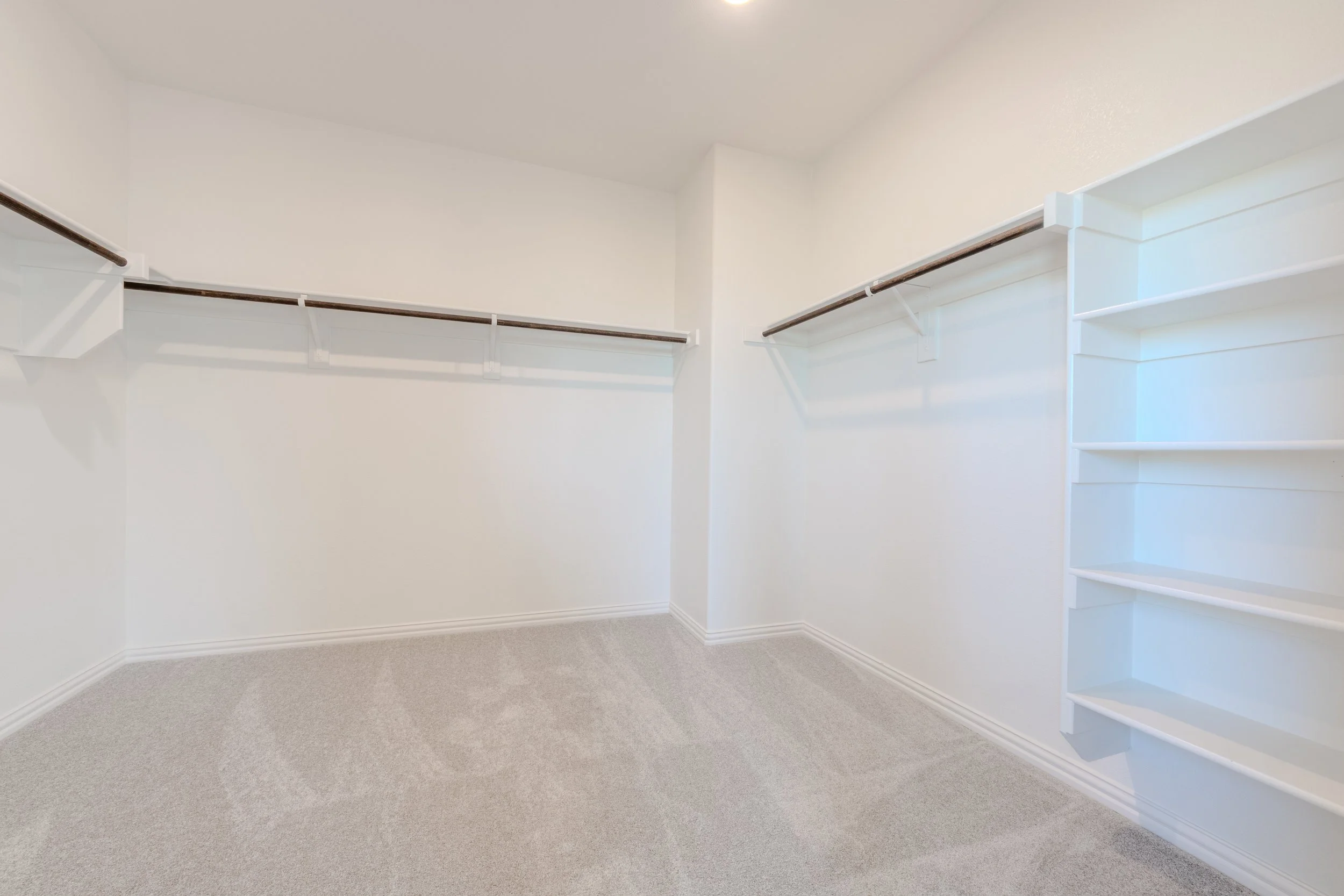 “Professional HDR real estate interior and exterior photography and video tours in the DFW area, showcasing properties with clarity and impact.”