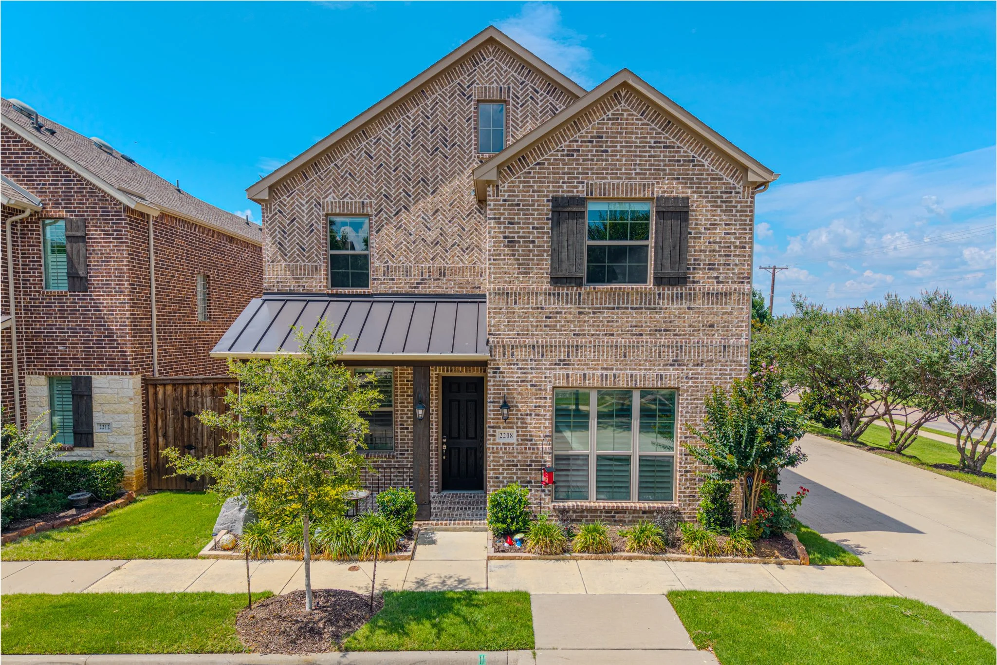 2208 Royal Crescent North, Flower Mound, Texas Real Estate Photos