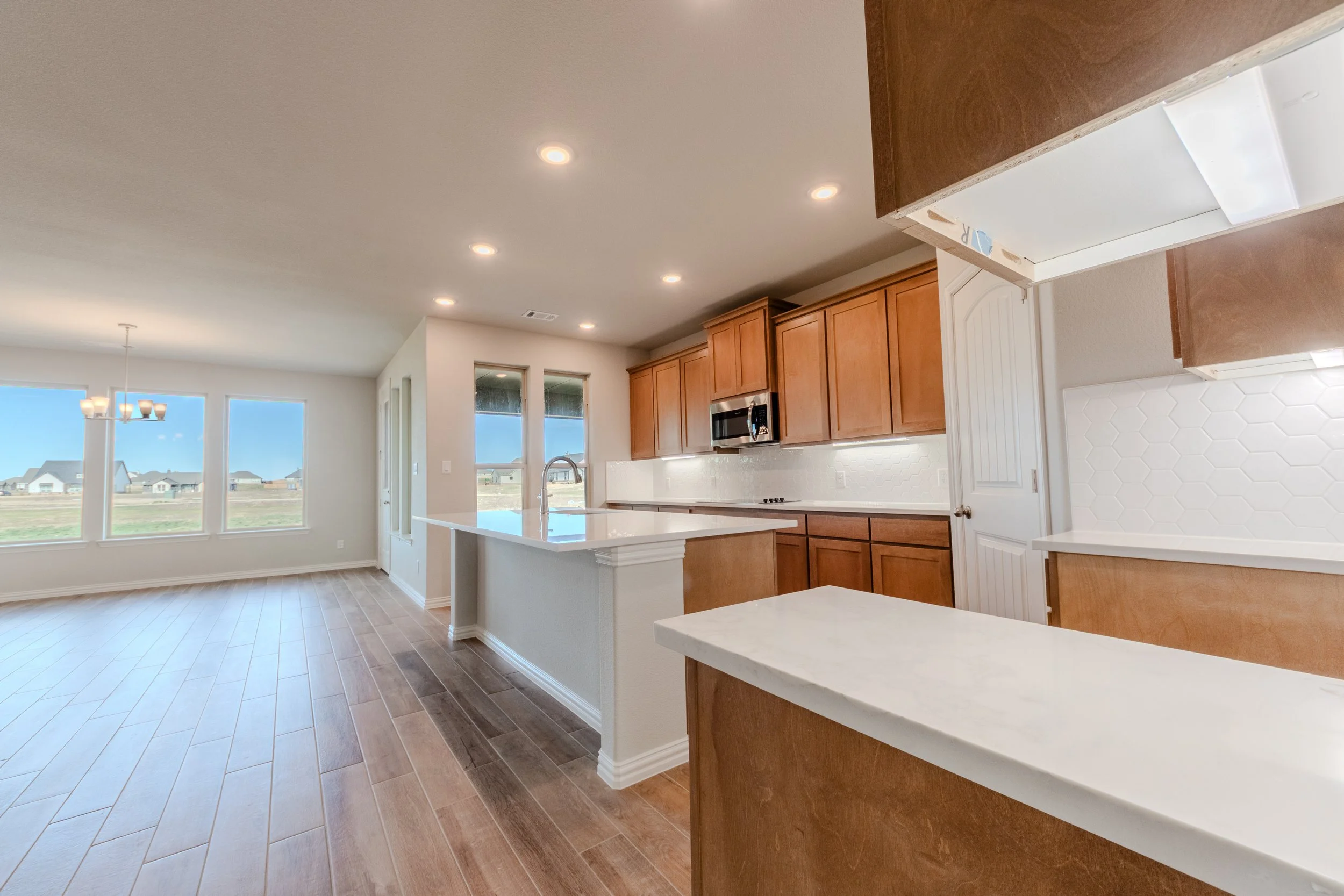 “Professional HDR real estate interior and exterior photography and video tours in the DFW area, showcasing properties with clarity and impact.”