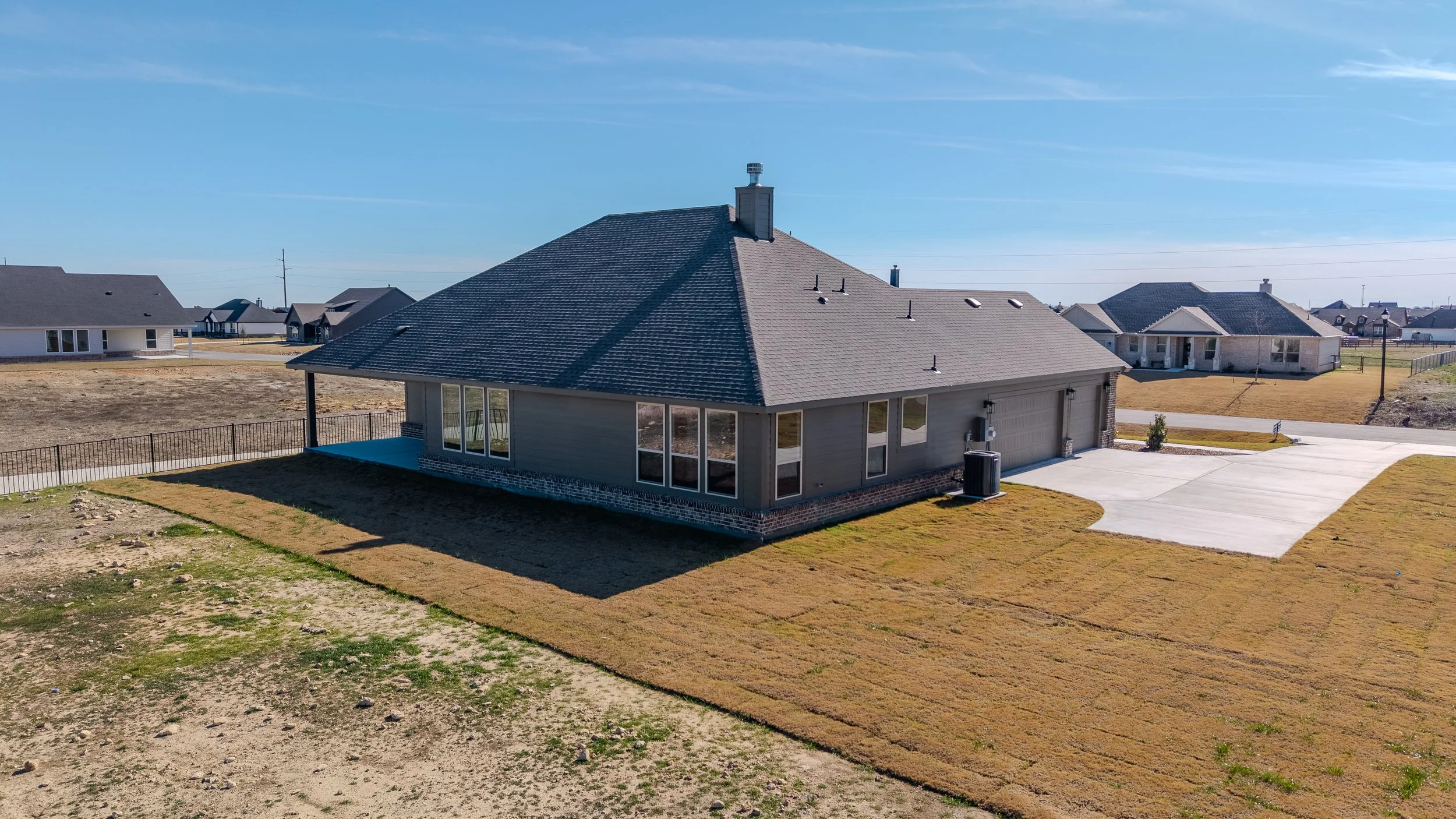 “Professional HDR real estate interior and exterior photography and video tours in the DFW area, showcasing properties with clarity and impact.”