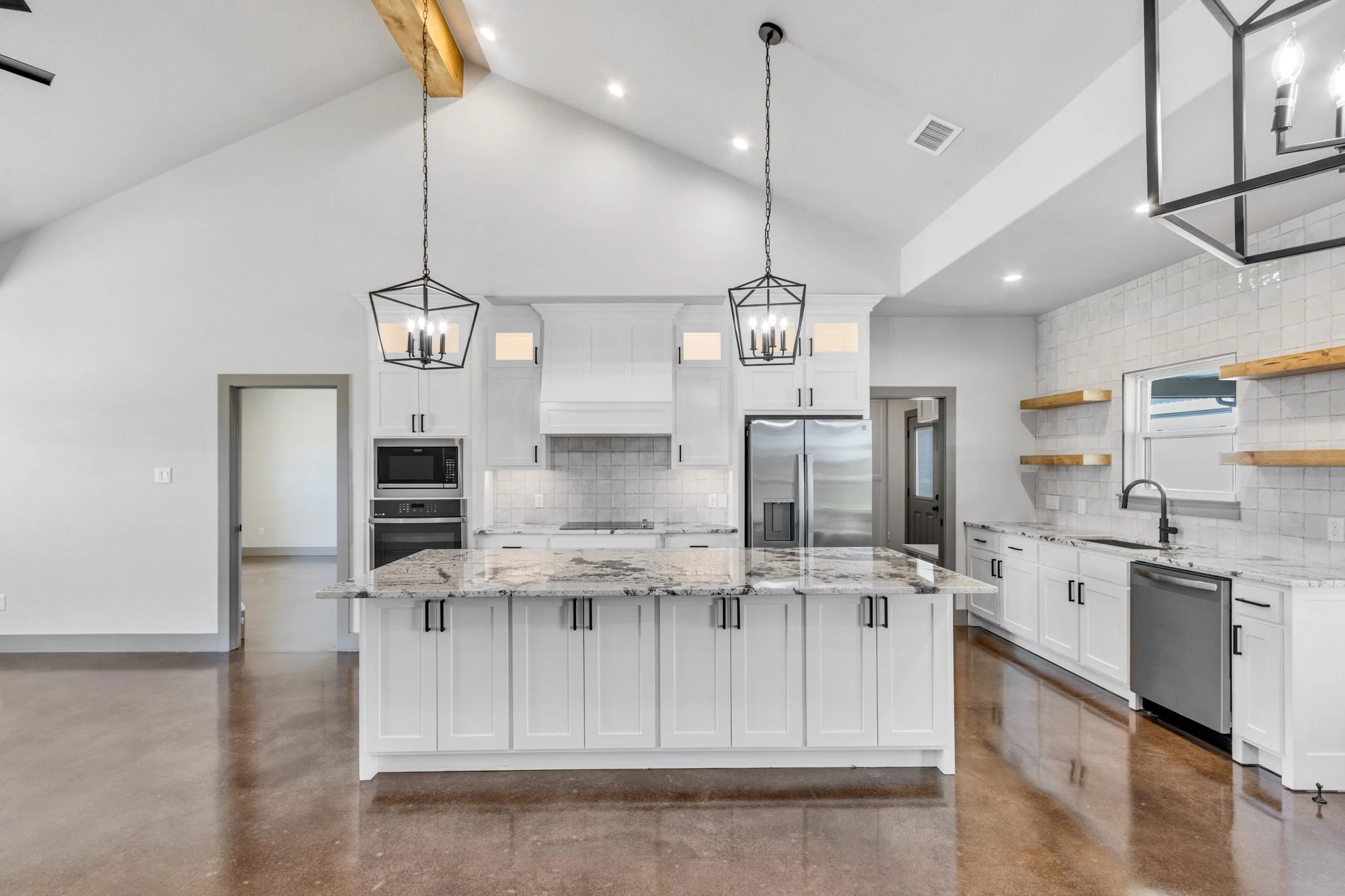 Kitchen 10.jpg