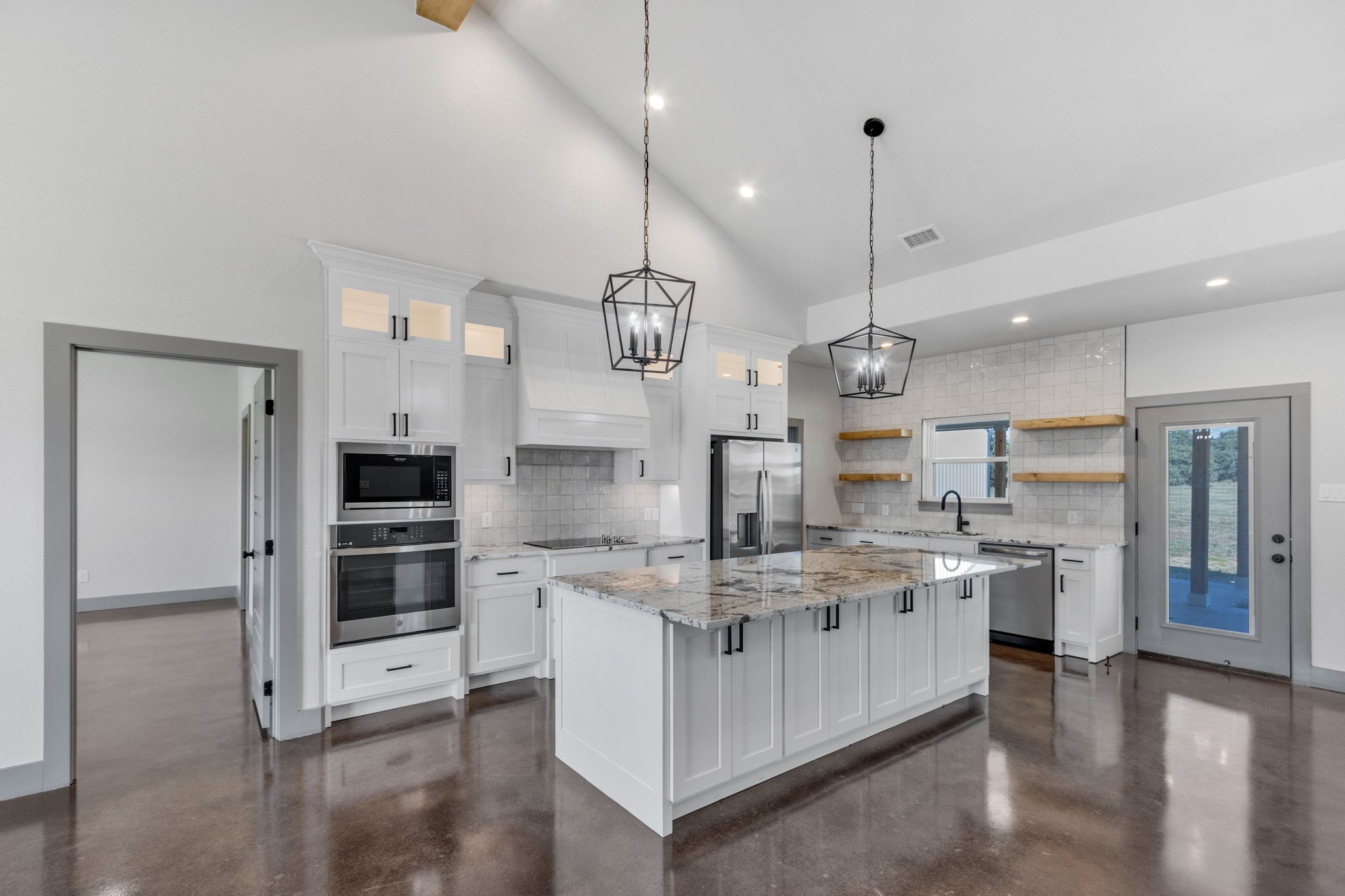 Kitchen 11.jpg