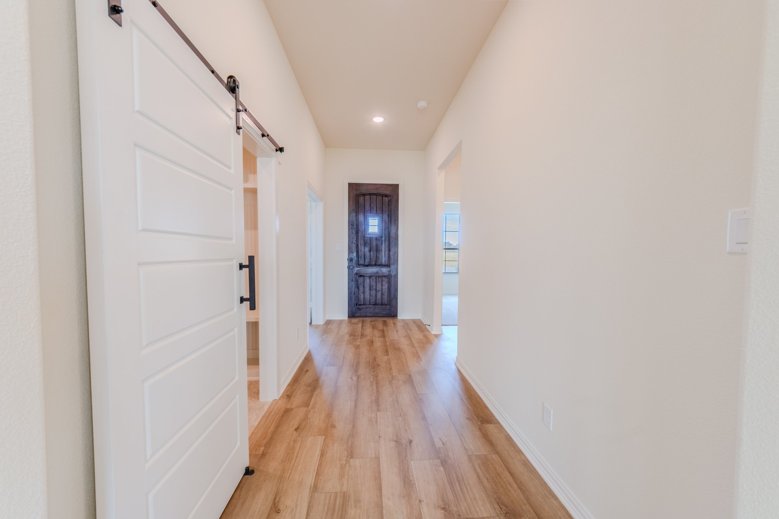 “Professional HDR real estate interior and exterior photography and video tours in the DFW area, showcasing properties with clarity and impact.”