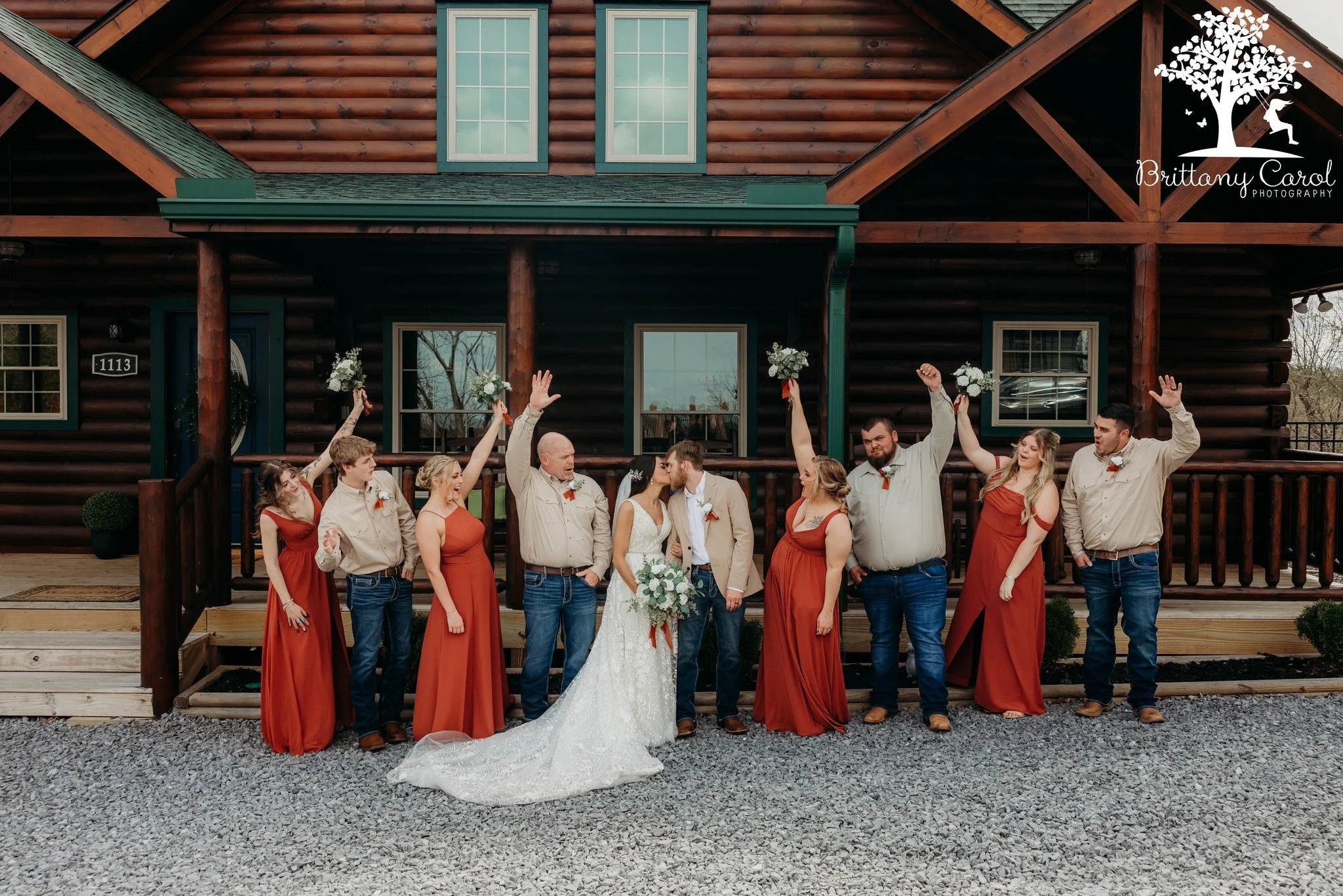 BigKahunaBrittanyCarolPhotographyBrideGinaFerguson3.jpg