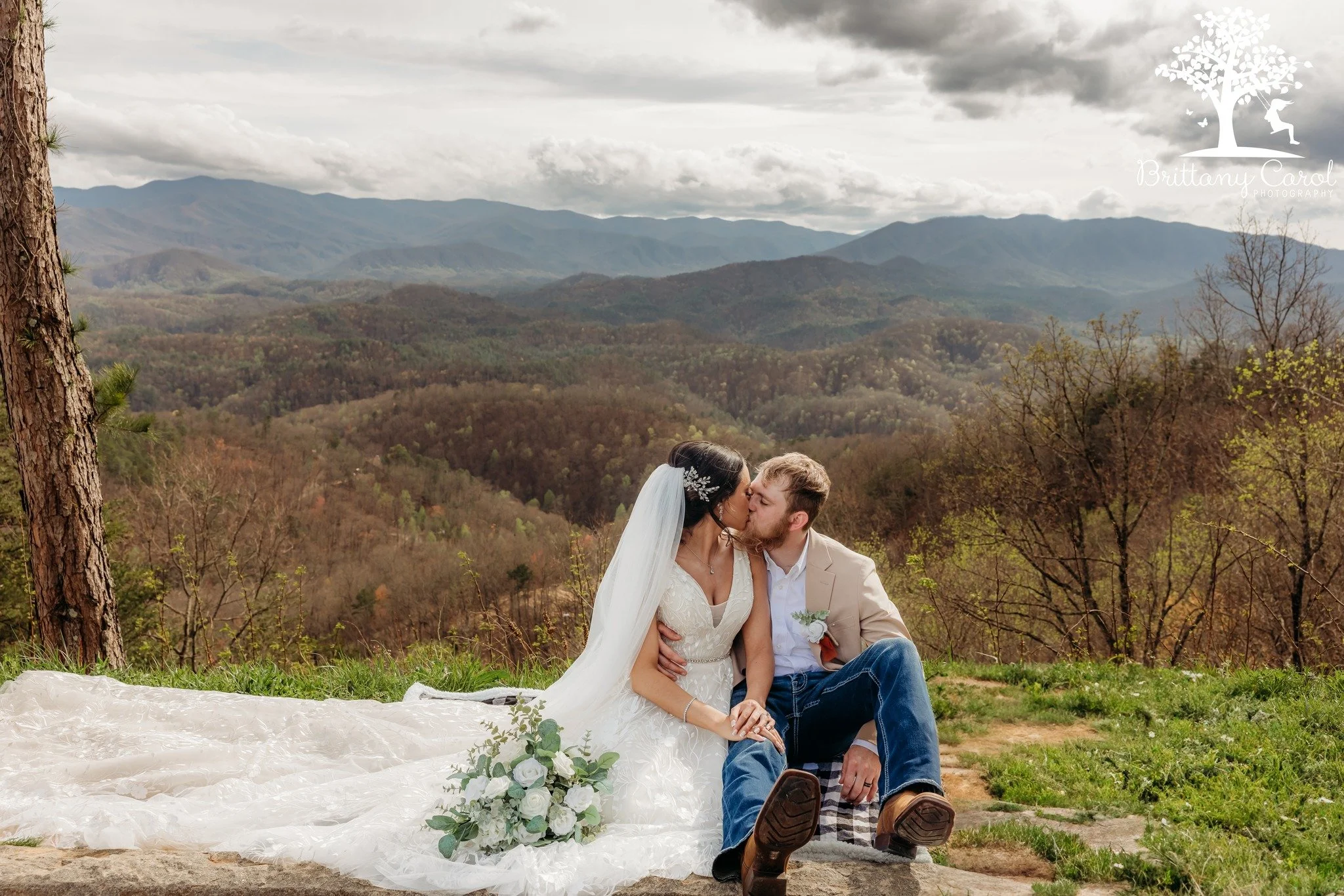 BigKahunaBrittanyCarolPhotographyBrideGinaFerguson7.jpg