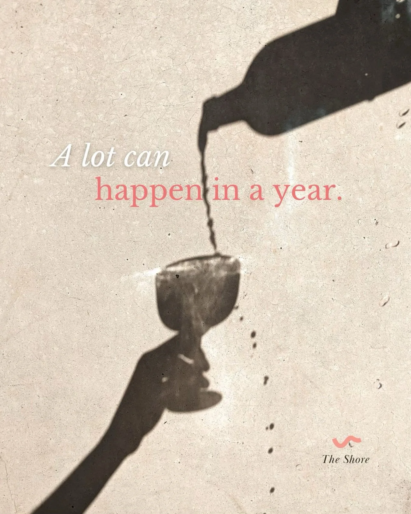 .
〰️ 12 m&aring;nadsl&ouml;ften.  〰️ 52 fredags-feelings.  〰️ 365 mornar d&auml;r allt kan h&auml;nda.  〰️ Cirka 8 miljoner andetag att stanna upp och h&auml;mta ny kraft.

Vi tycker att det &auml;r s&aring; sp&auml;nnande med vart livet tar en. T&au