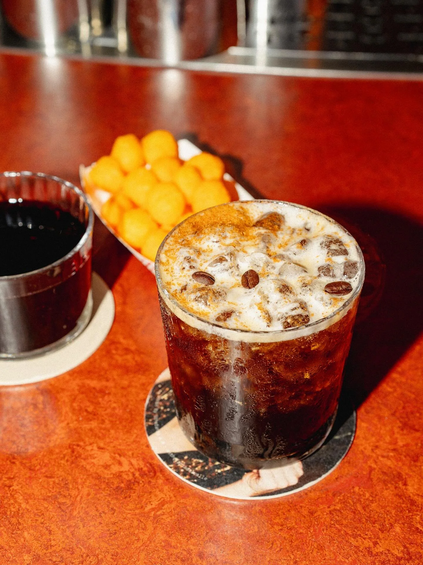 Because drinks taste better when shared with your besties β¨
Bar Betsie Washington DC. DC cocktail lounge. Bar near Union Market DC
#unionmarket #dcbars #cocktailbars #dcdrinks #washingtondc #cocktailgram #happyhour #dchappyhour