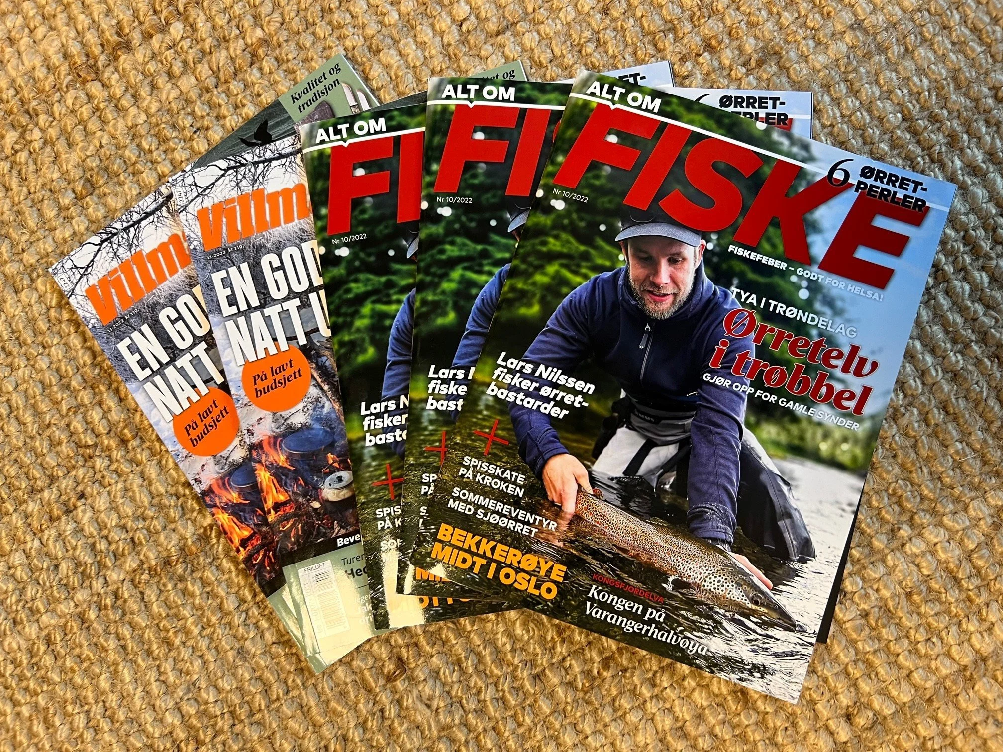 Vinn bøker eller blad