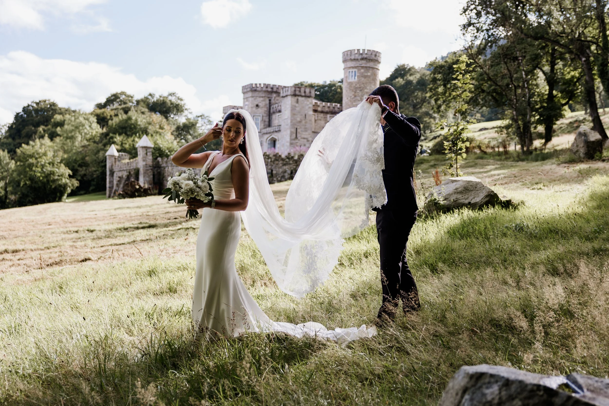 Leanne & Michael Wedding Album-744.jpg