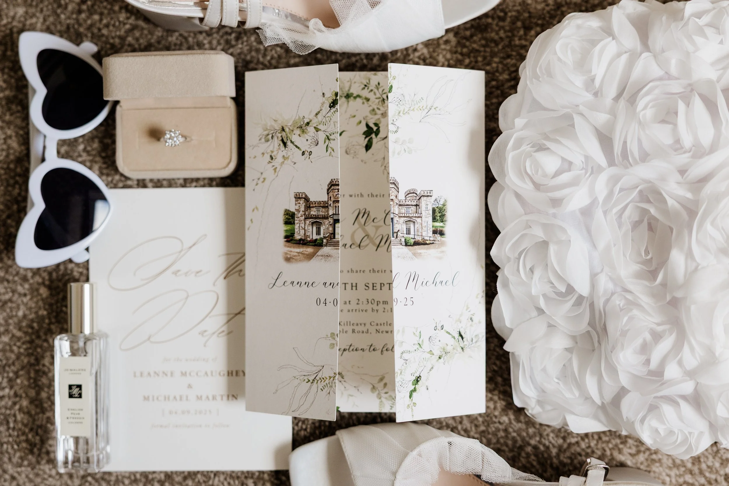 Leanne & Michael Wedding Album-15.jpg