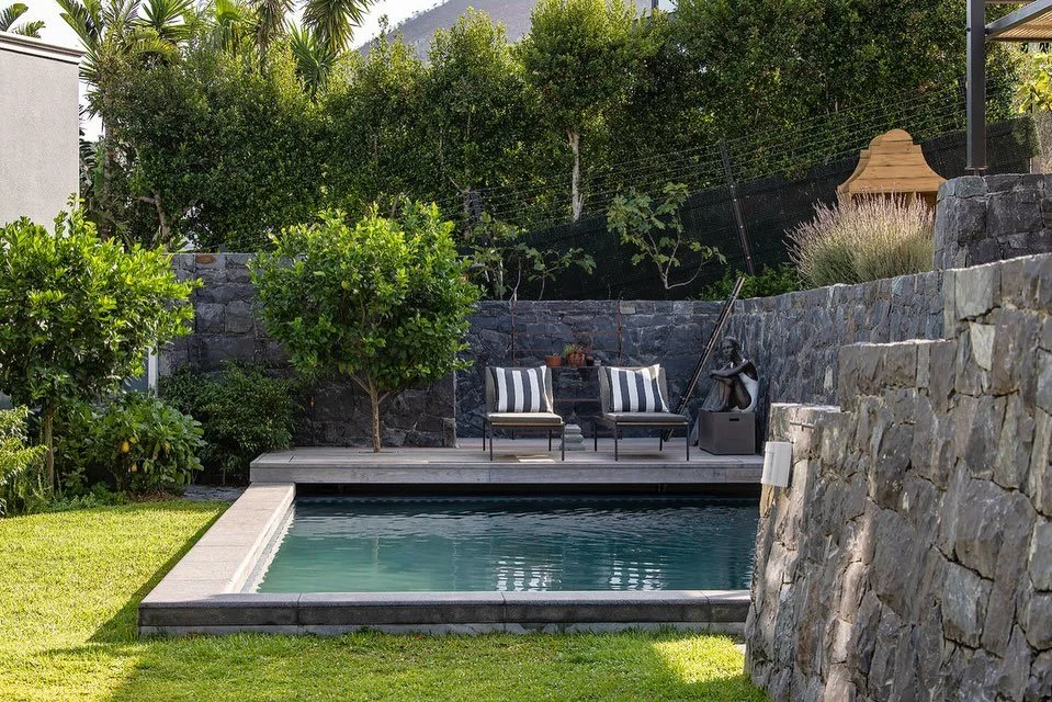 Reminiscing about days spent in hues of blue. Clean lines and natural elements creating the ultimate poolside retreat.