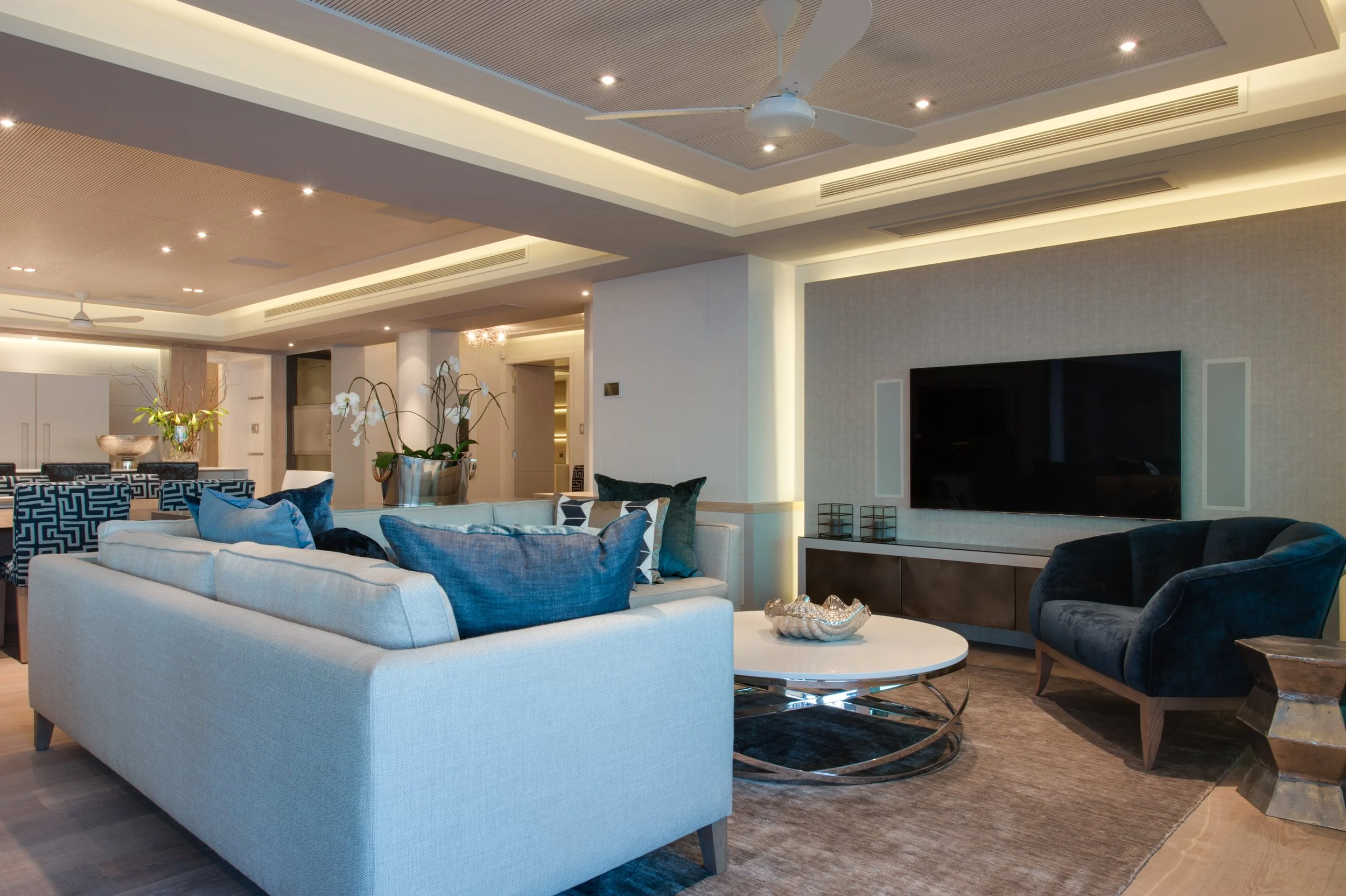 silvester apartment - living area #7.jpg