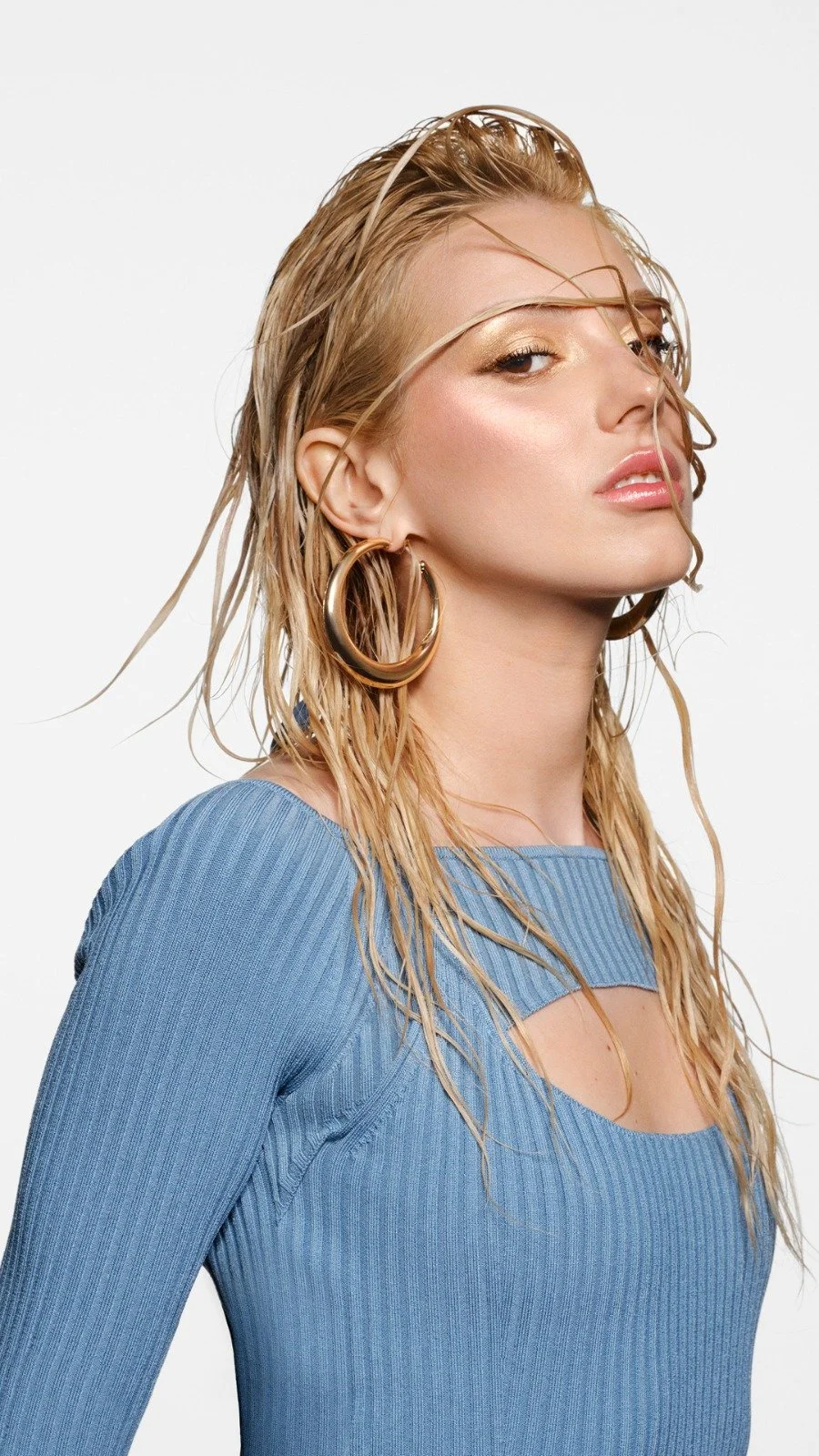 Lancôme — Photo:  Julia Stoltz & Vincent Girardot — Baci Management team: Hairstylist Julien Gonzalez, Hairstylist assistant: Jason Thomas
