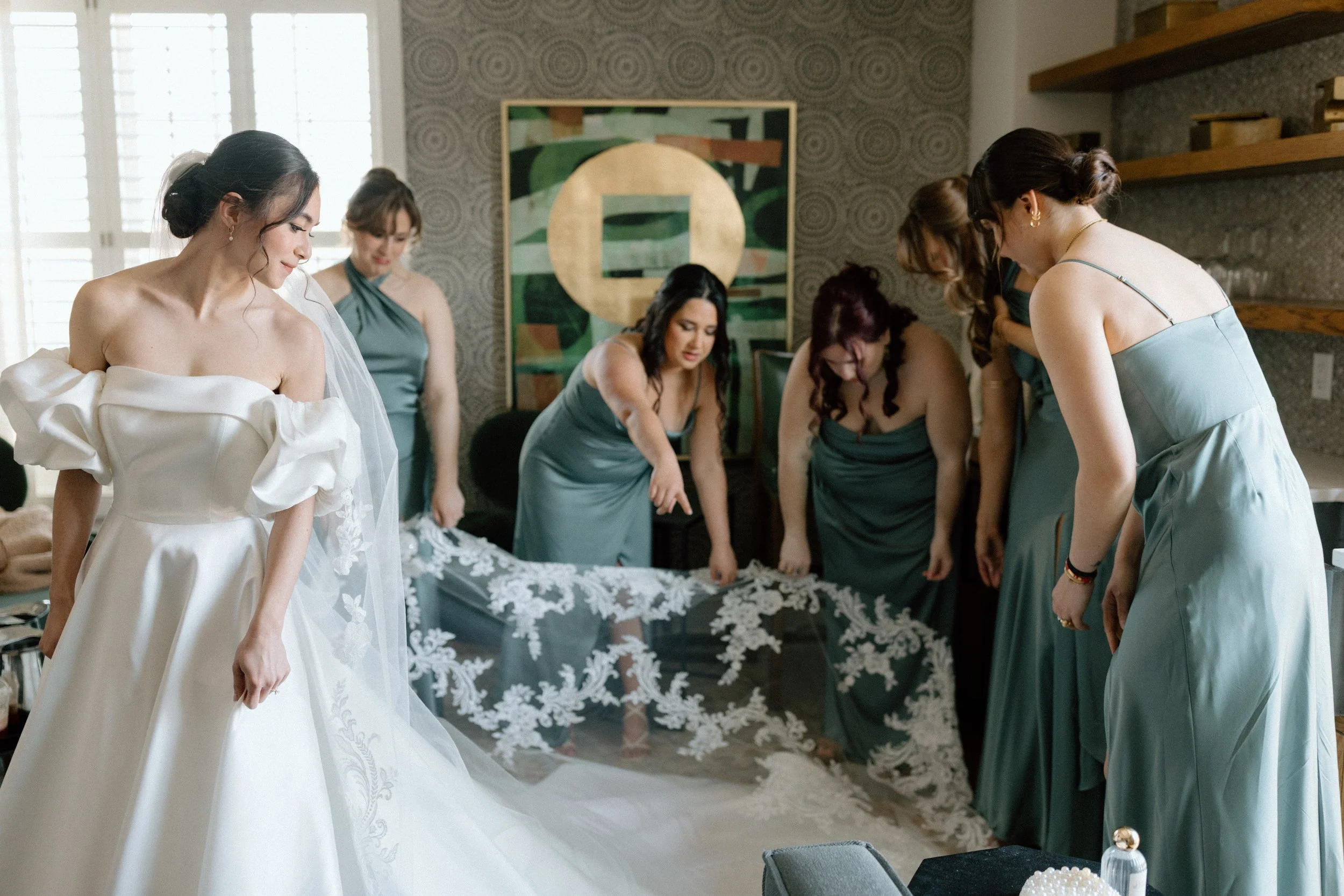 river-house-at-odettes-wedding-cara-marie-photography-gettingready-131.jpg