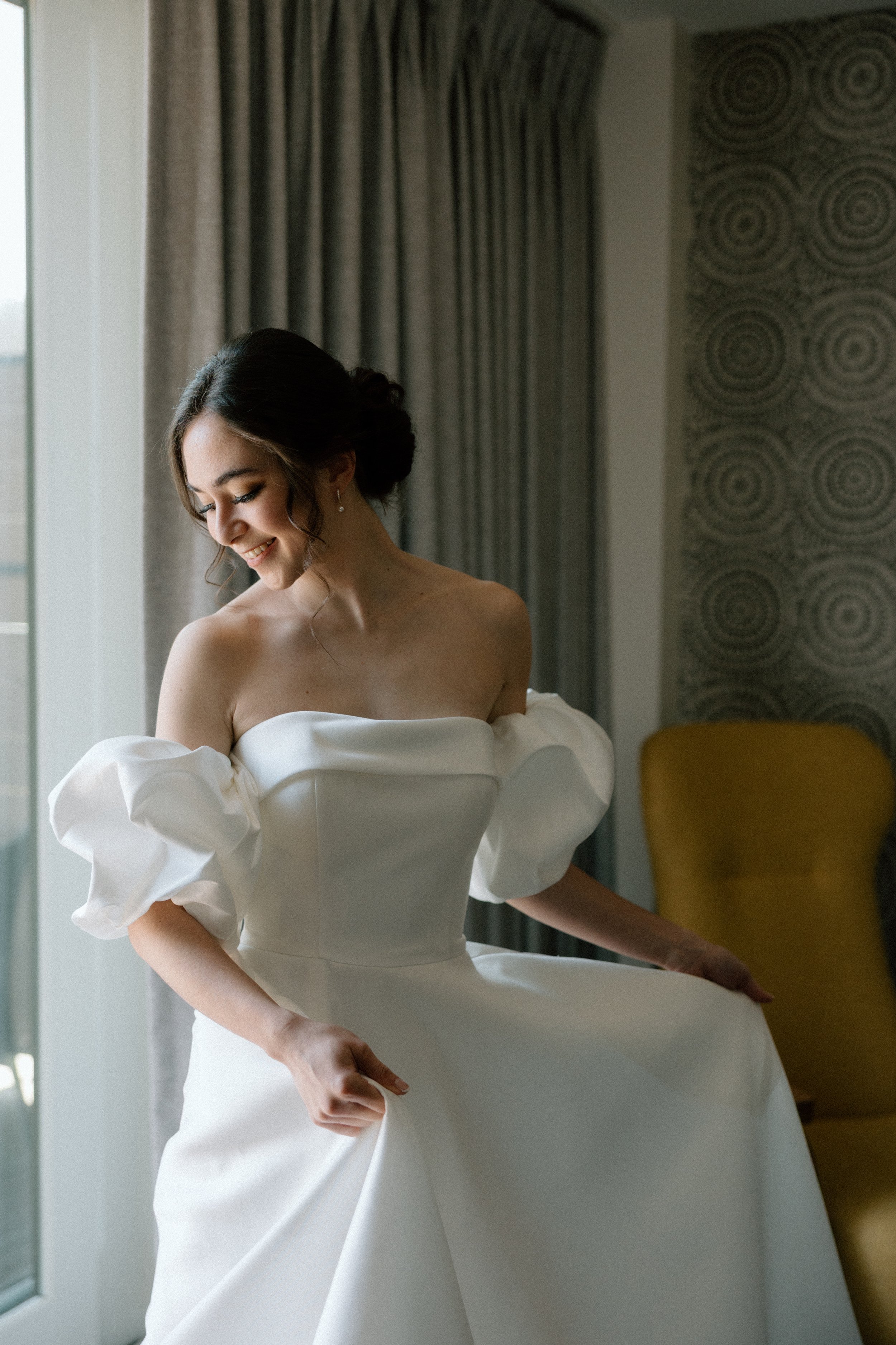 river-house-at-odettes-wedding-cara-marie-photography-gettingready-80.jpg
