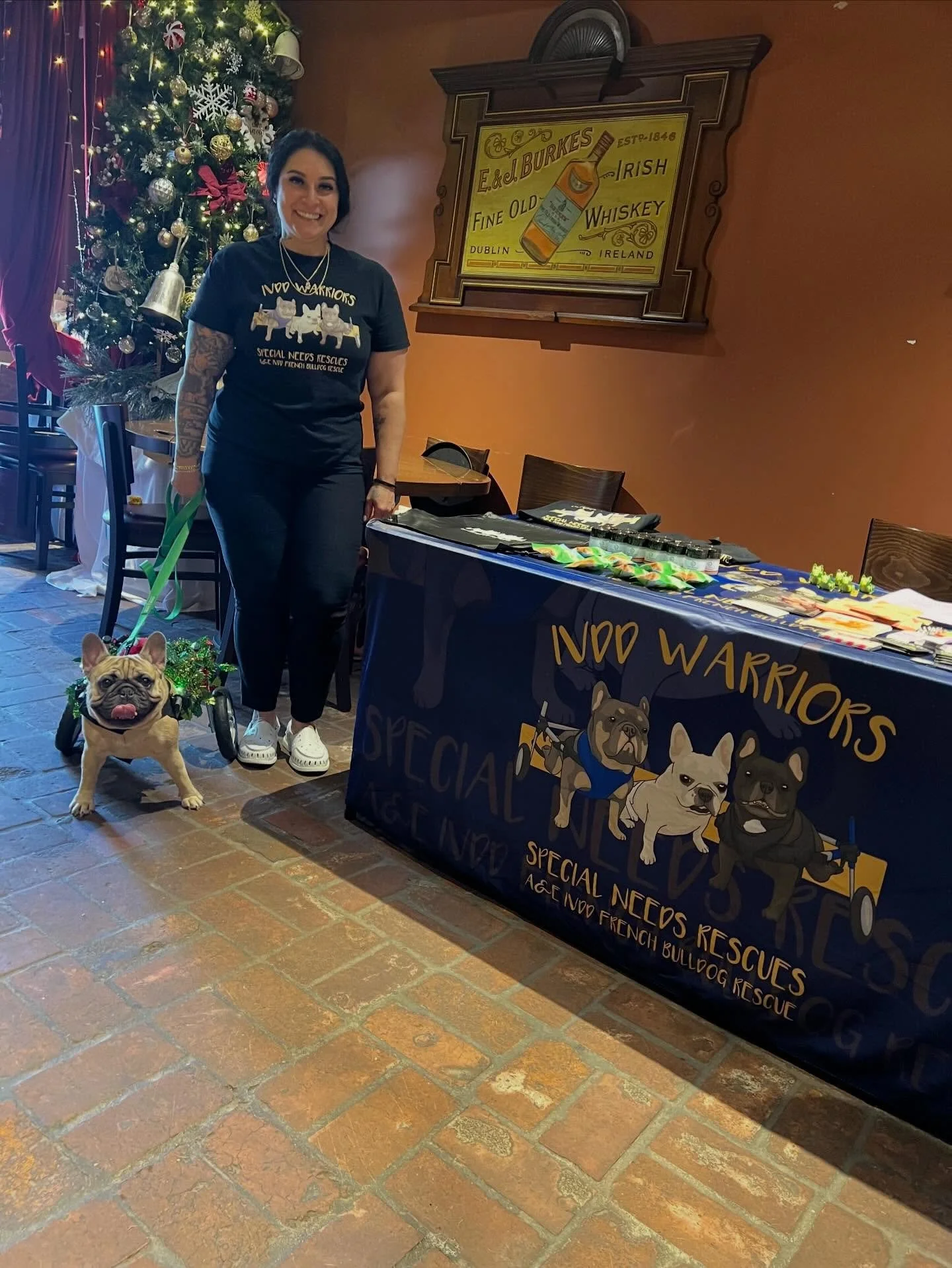 Georgia and I at the event yesterday 💕💕💕 in Delray Beach at @wineandspiritskitchen hosted by @vanya__meena_lila fundraising for @ae_ivddfrenchbulldogrescue ♿️♿️♿️♿️♿️

#ivdd #ivddsurvivor #ivddrecovery #ivddwarrior #ivdddog #ivddwontstopme #reacue