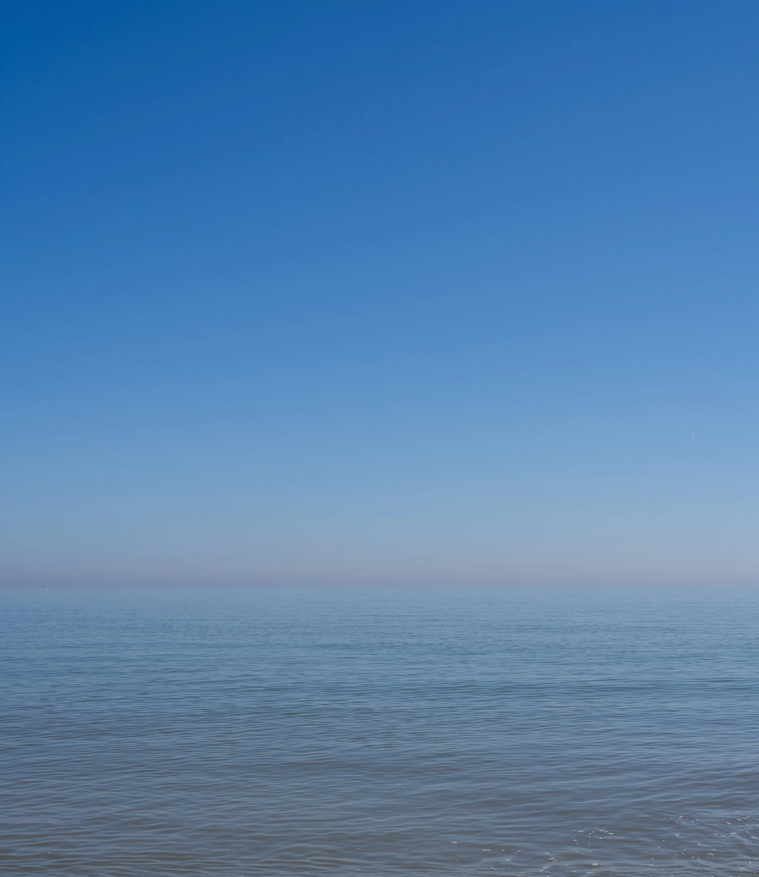 North sea spring equinox horizon.jpg