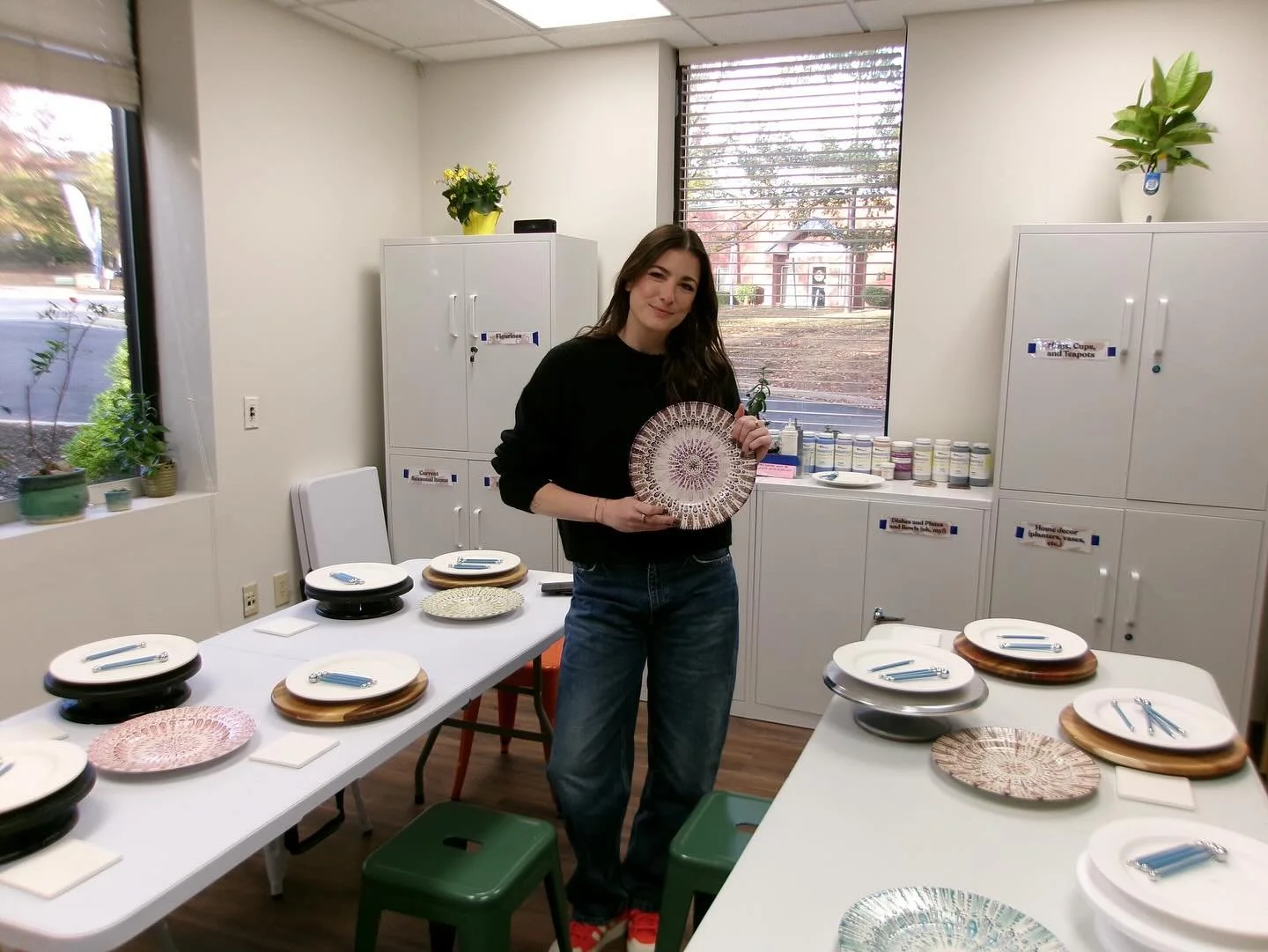 Recap of our Zen Painting workshop lead by Eileen! So beautiful, zen, and inspiring.
Be on the look out for her next workshop if you missed this one!
#suwaneeclayworks #SCWworkshops #zenpainting