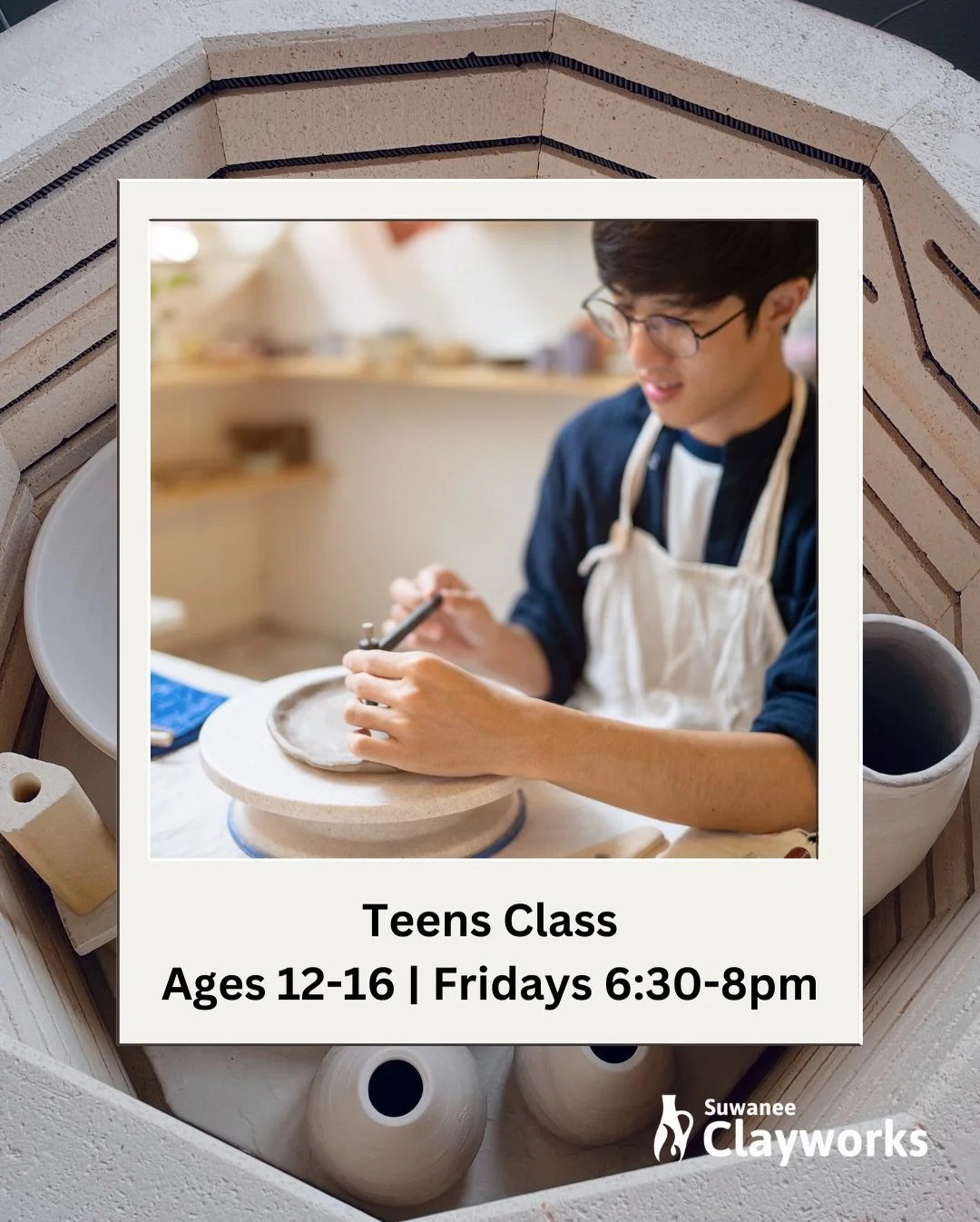 Today is your last chance to sign up for one of our February/March pottery classes! Registration closes tonight at 11:59pm. Swipe through to see which classes still have spots and then head to the link in our bio to claim yours! #pottery #potterystud