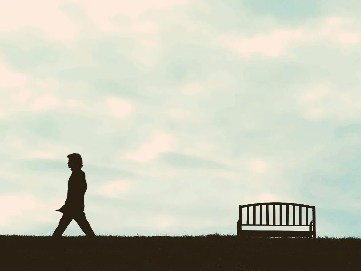 "Don't Look Back in Anger" Original Music Video