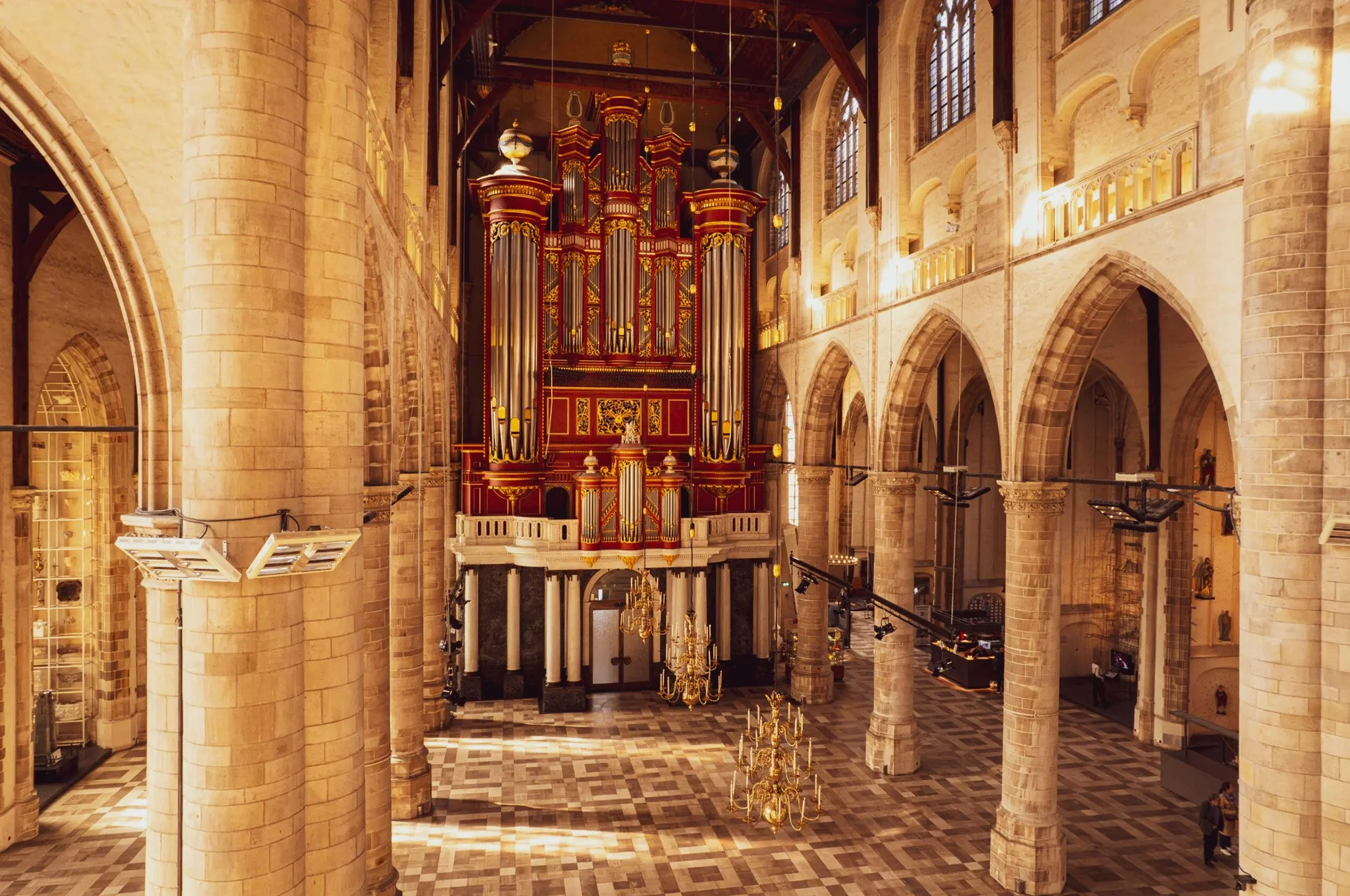 Orgel van de Laurenskerk in Rotterdam. De Laurenskerk is erg geschikt voor uitvaarten met grote gezelschappen.