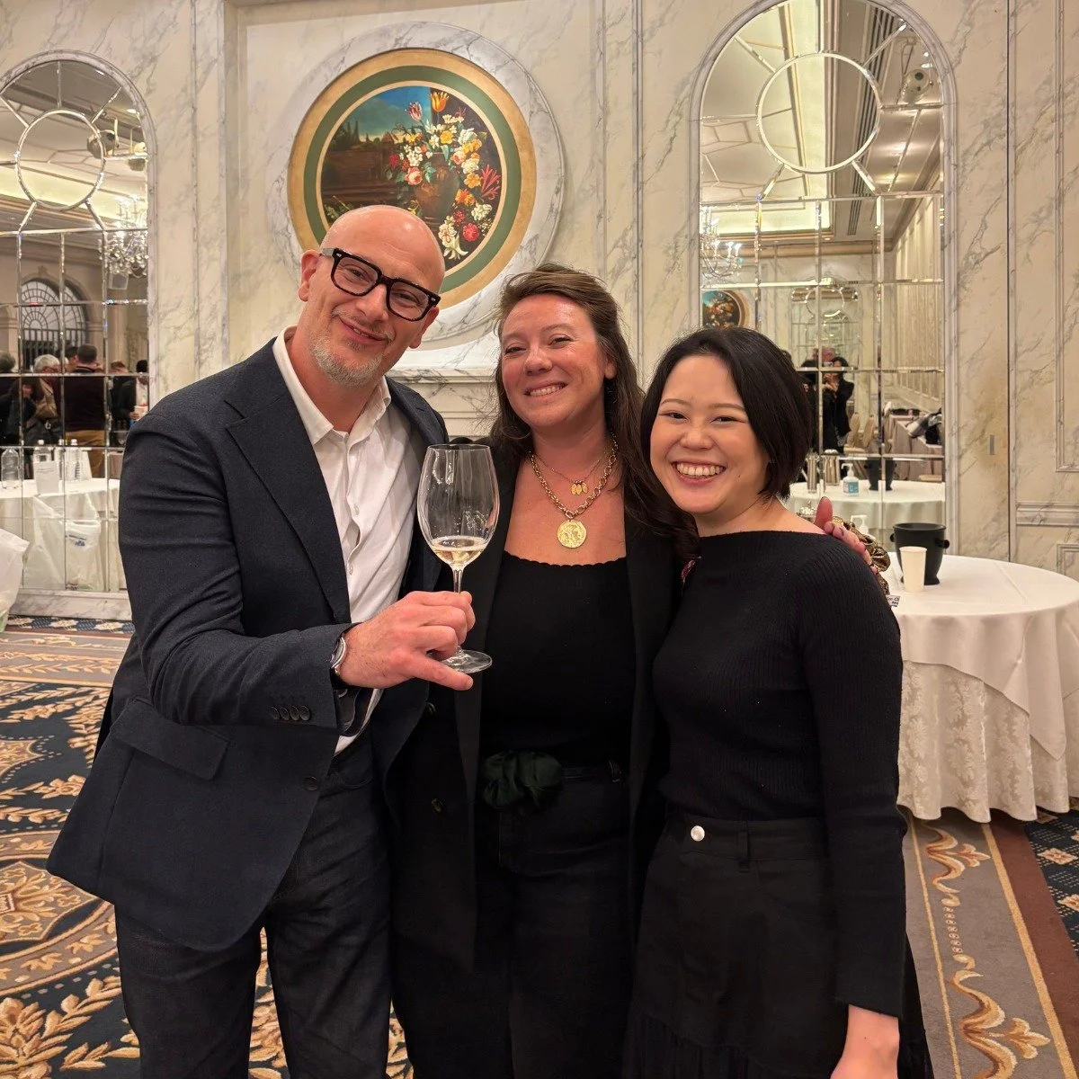 📍#Osaka #Japan 🇯🇵 | Derni&egrave;re &eacute;tape de notre tourn&eacute;e japonaise &agrave; bord du Tastin'France de @businessfrance_japan , le vendredi 28 novembre 2025 &agrave; Osaka, ville embl&eacute;matique de la #gastronomie japonaise, tourn