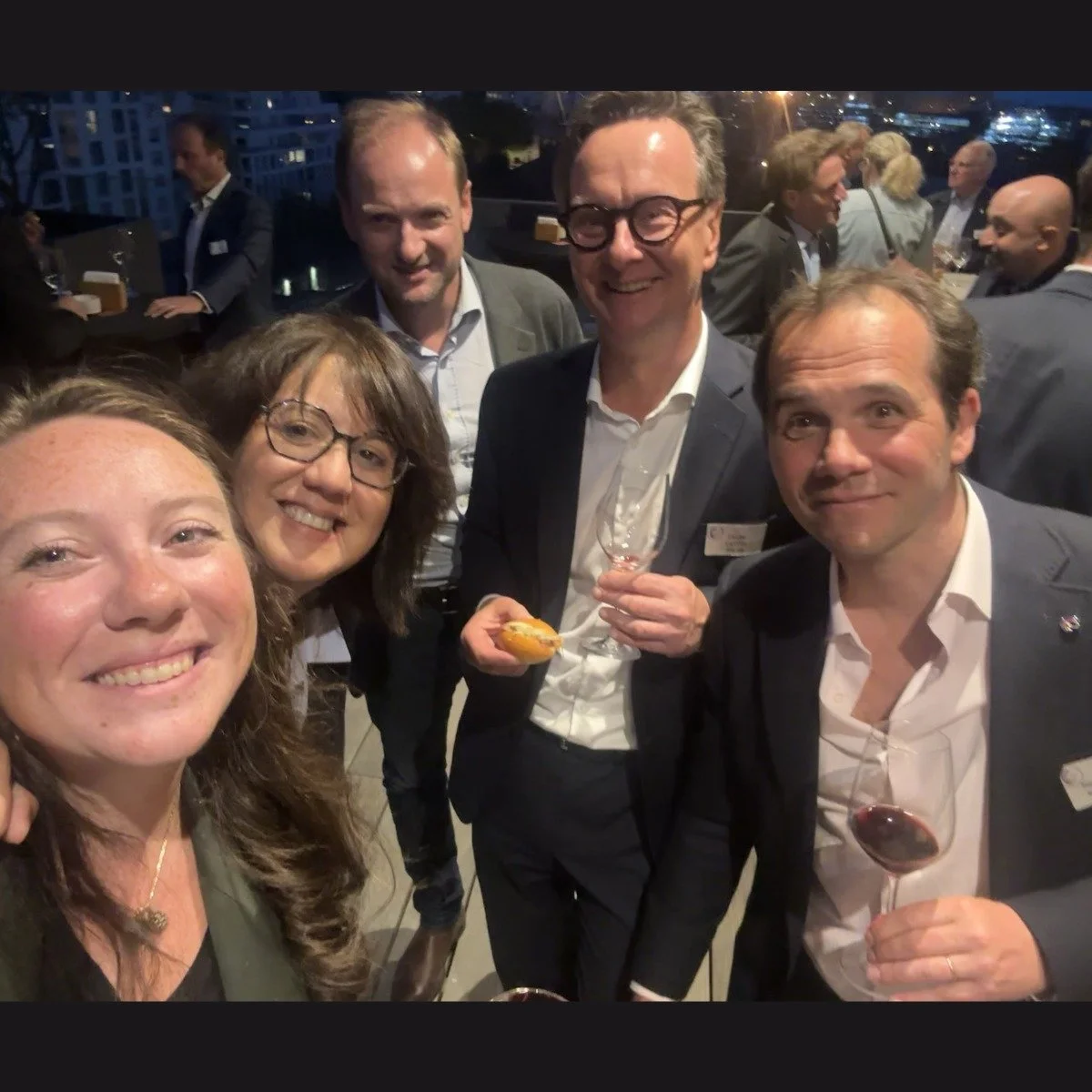 📍 Bordeaux 🌏 🌎 🌍 | Les toits de @millesima ont accueilli, le 28 avril dernier, l&rsquo;Assembl&eacute;e G&eacute;n&eacute;rale annuelle des Les Conseillers du Commerce Ext&eacute;rieur de la France en @region_nouvelle_aquitaine .

Dans un cadre e