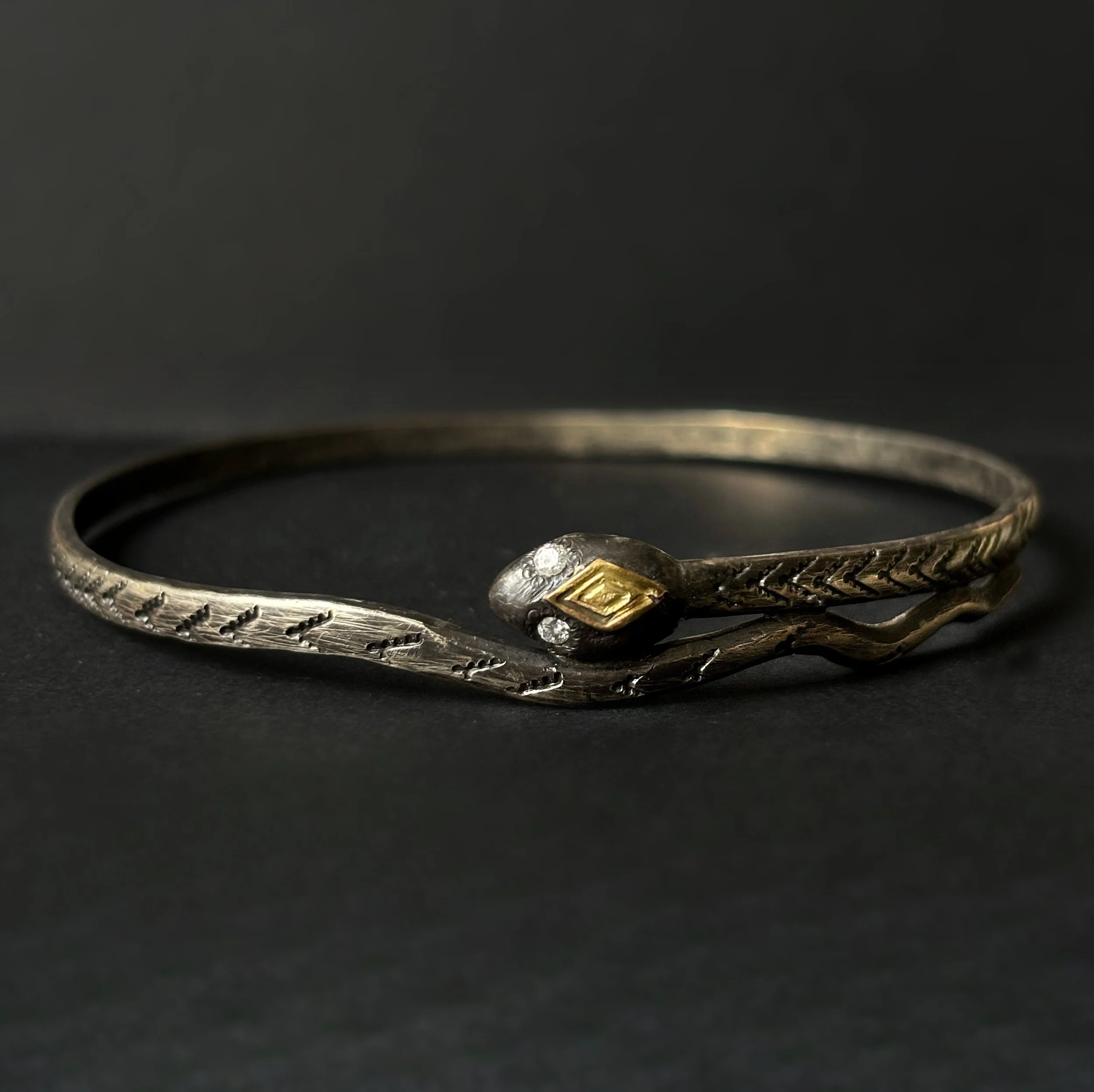 SNAKE Bangle.jpg