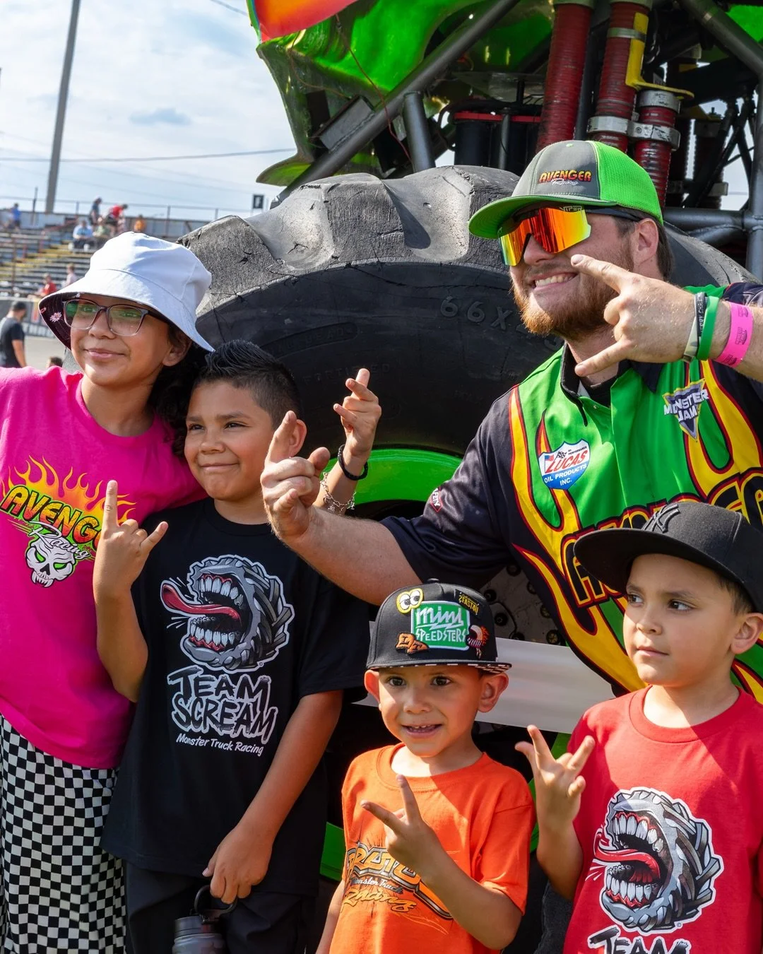 Anderson, IN knows how to party 🎉 Fans got the opportunity to walk down onto the infield to see the 12 foot tall machines up-close and personal during the Throwdown Track Party!

#monstertruckthrowdown #teamthrowdown #monstertruck #trackparty #ander
