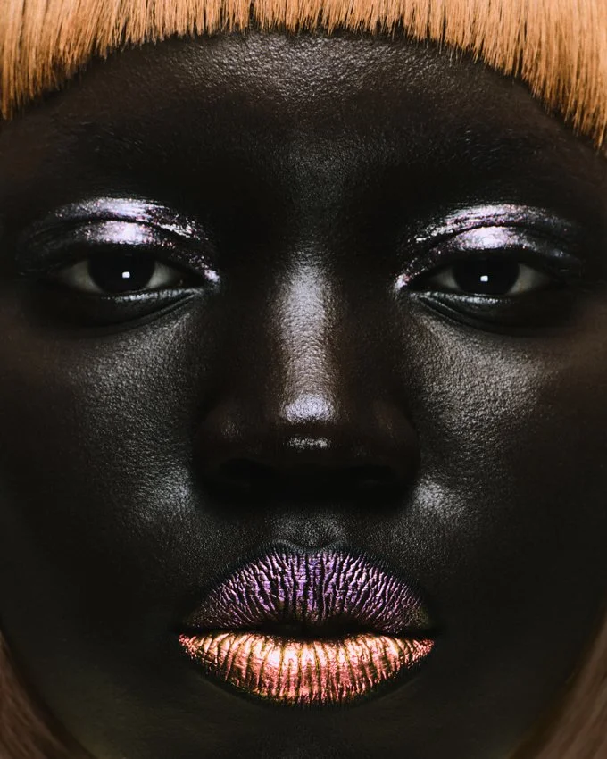 05_HolographicLips_004.jpg