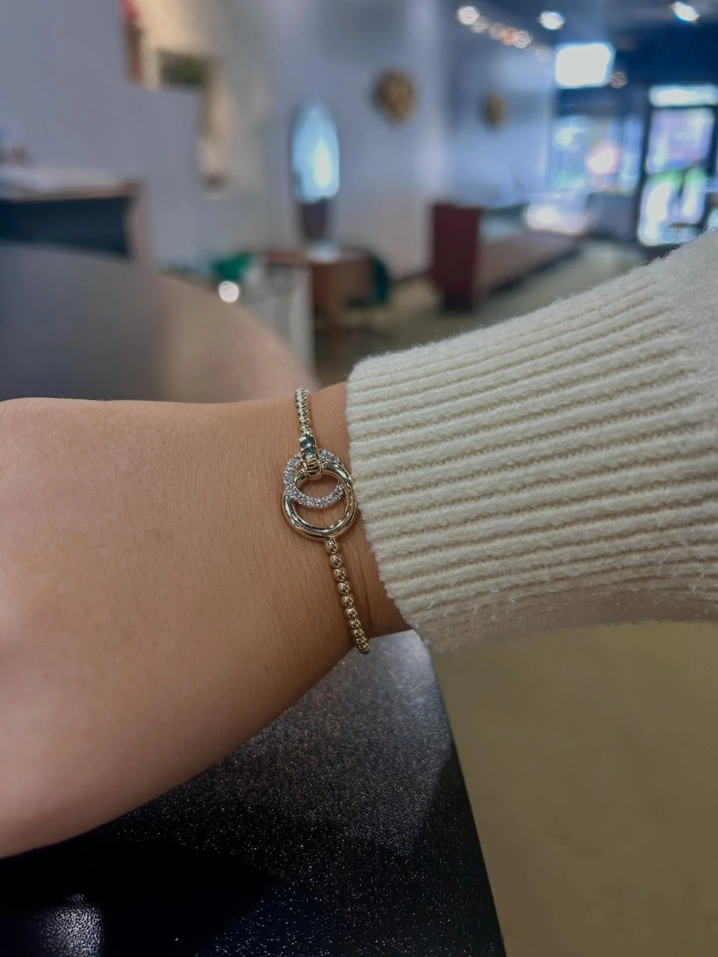 Just a little sparkle therapy 💎✨
&bull; 
&bull; This 14K White &amp; Yellow Gold Bujukan &amp; Diamond Double Circle Bangle Bracelet is EVERYTHING!! 
.
. #jamiestdm #virdenillinois #shoplocal #bracelets