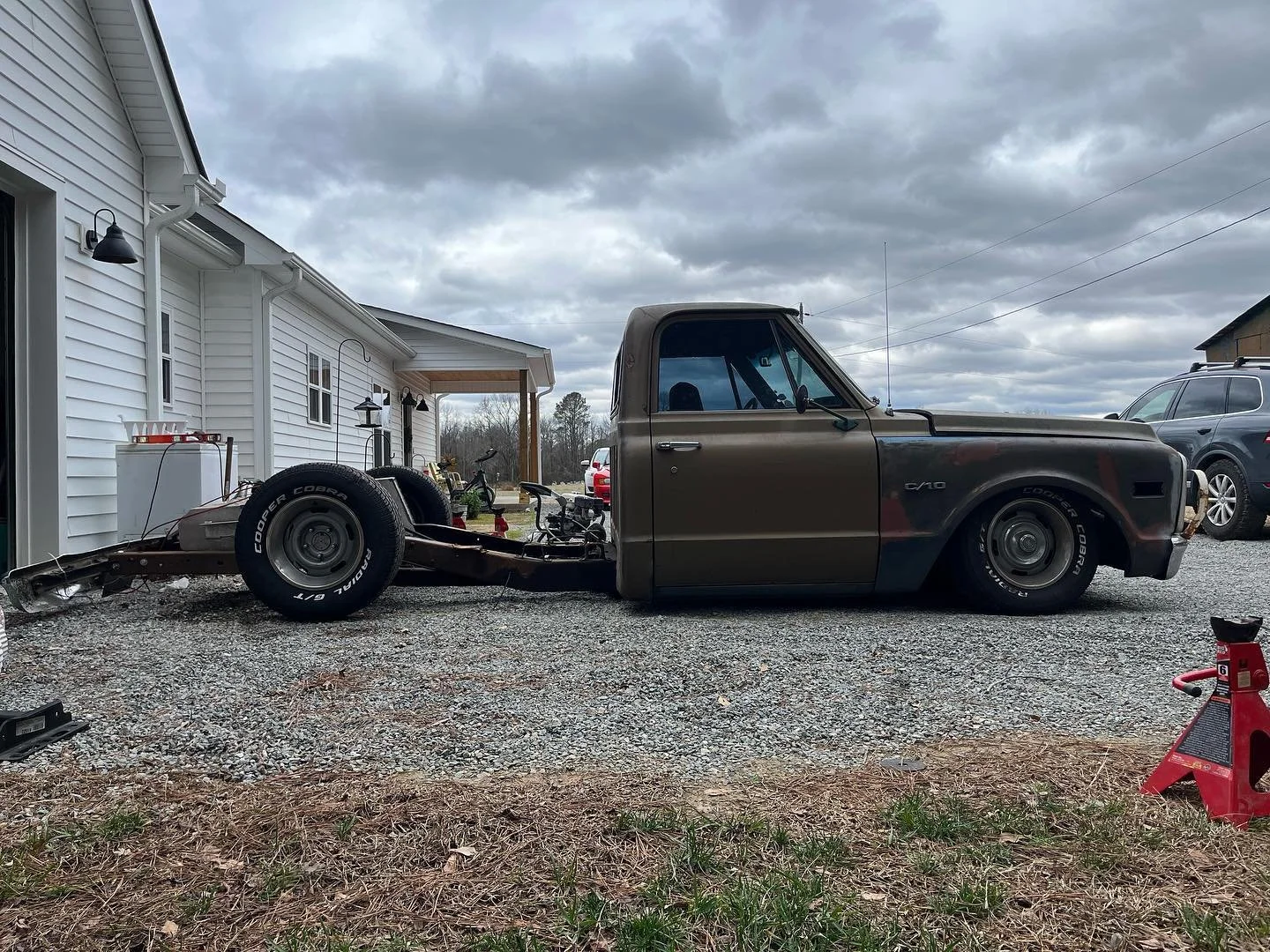 Working on the shop truck! After our big move I now have space to work on bigger things&hellip;also making room to put the enclosed shop in so stay tuned! 2023 is going to be a good year 🤘🏻

#c10trucks #c10 #lsswap #carrestoration #classiccar #chev