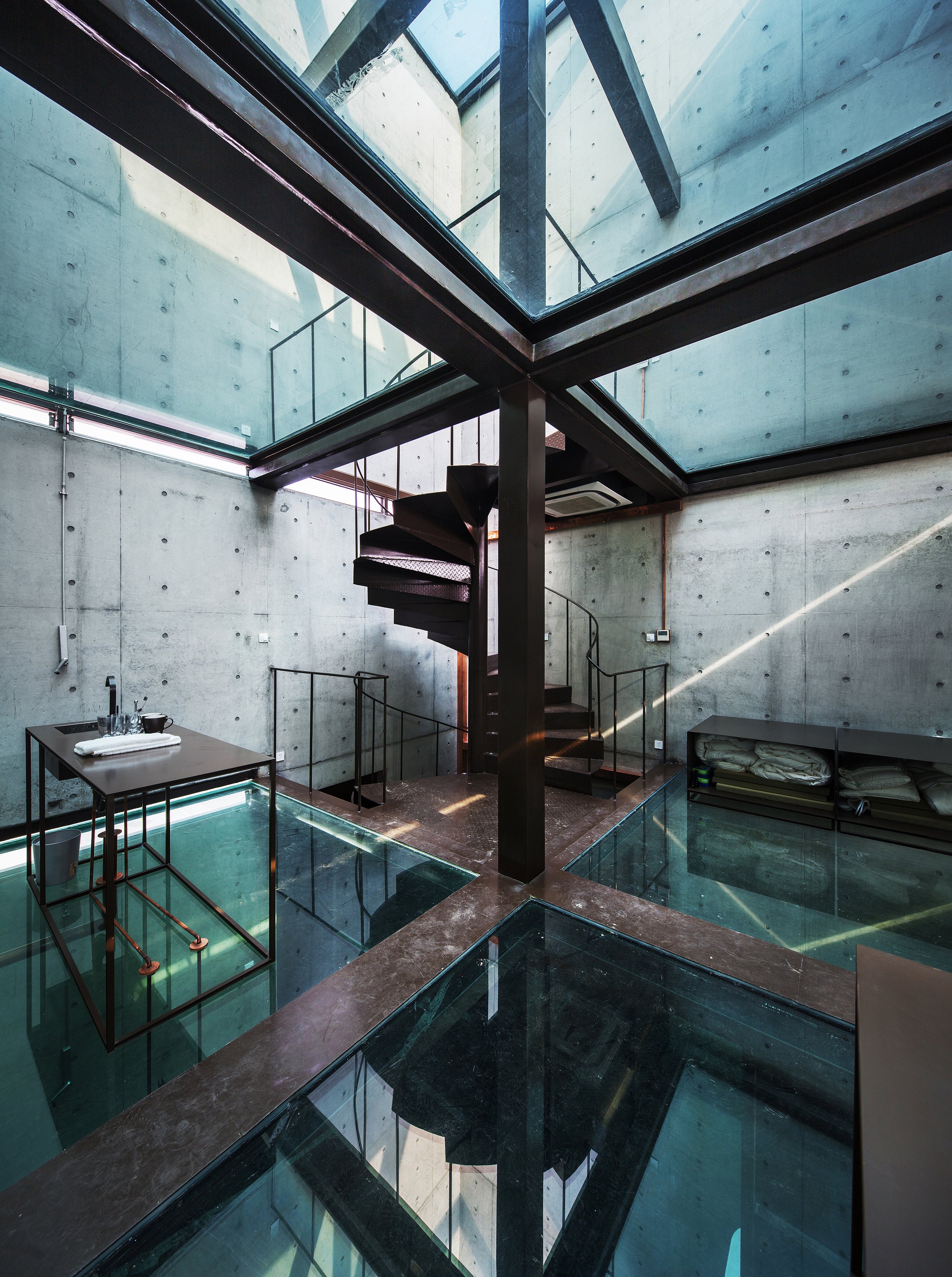 04. Counter with basin on the third floor_Photo by Lyu Hengzhong.jpg