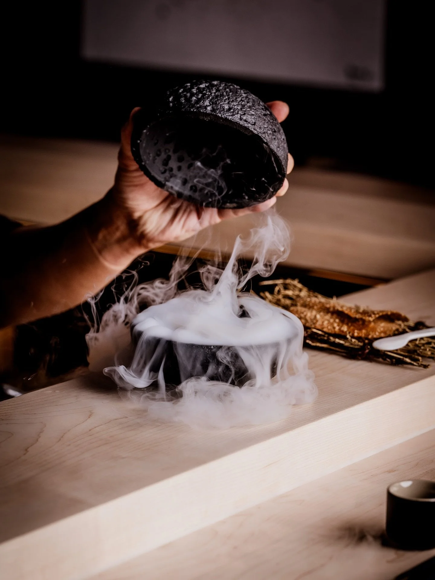 Behind the Catch.

Fatty Bluefin Tuna Tartare. A deconstructed nigiri served with Shari crackers.

Tuna swims deep, unmoved by the moon. But Chef Leo wondered: what if he placed the tuna inside the moon?