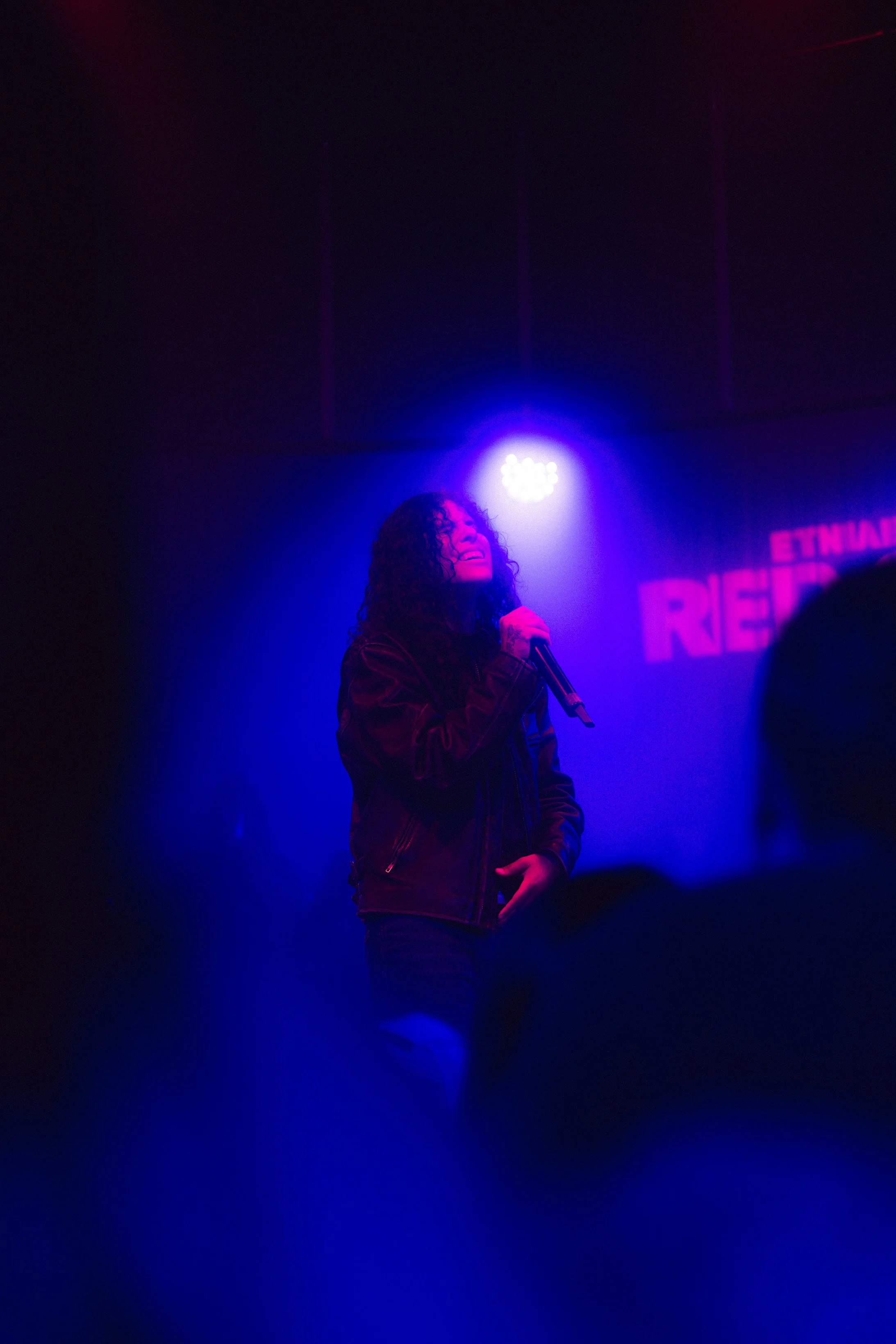 070SHAKE_CONCERT_HIGH RESOLUTION-6472.jpg
