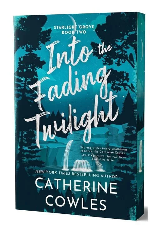 Book cover of Into the Fading Twilight by Catherine Cowles