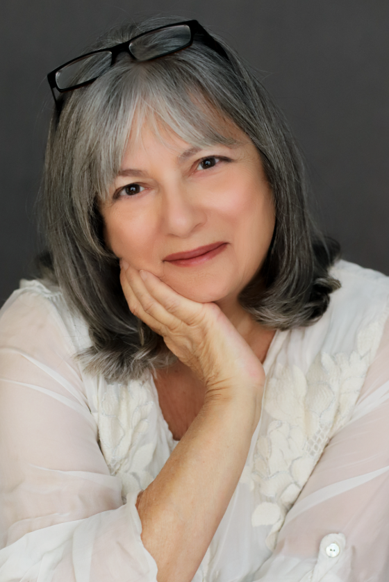 Alice Hoffman headshot