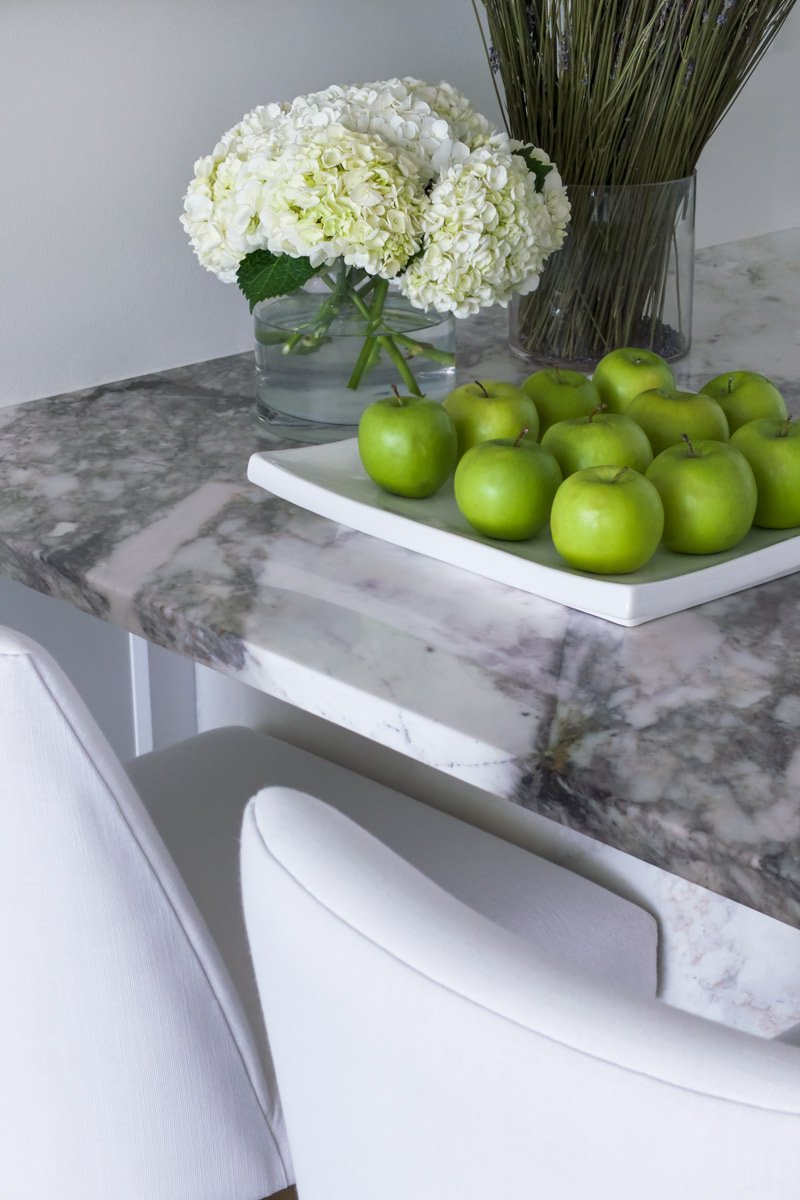 Luxe_Marble_Kitchen_Island-Countertop_Chicago_Drury-Design.jpg