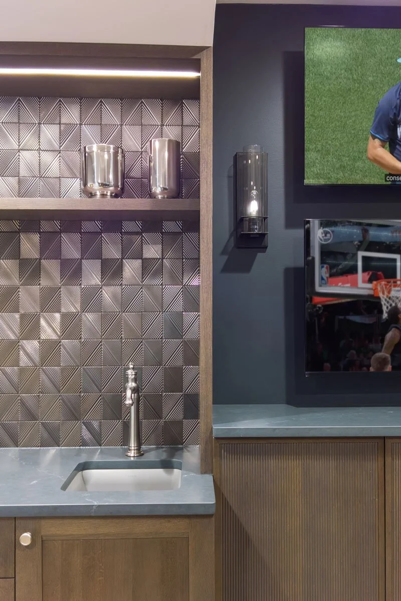 Drury_Design_Ultimate-Basement-Remodel-Bar_Two-TV-Screens_Chicago.jpg